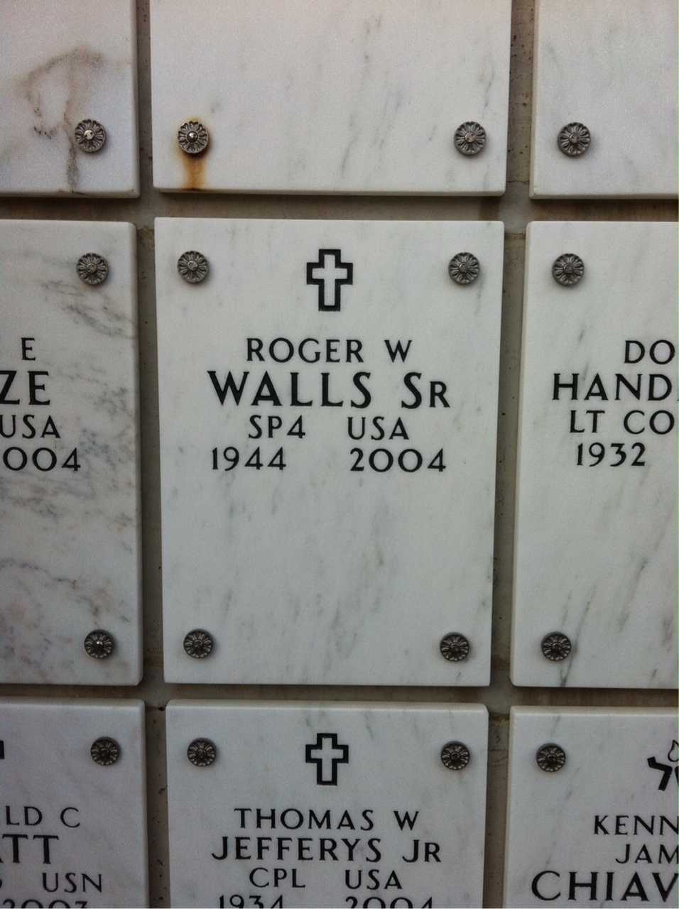 Roger Walls
