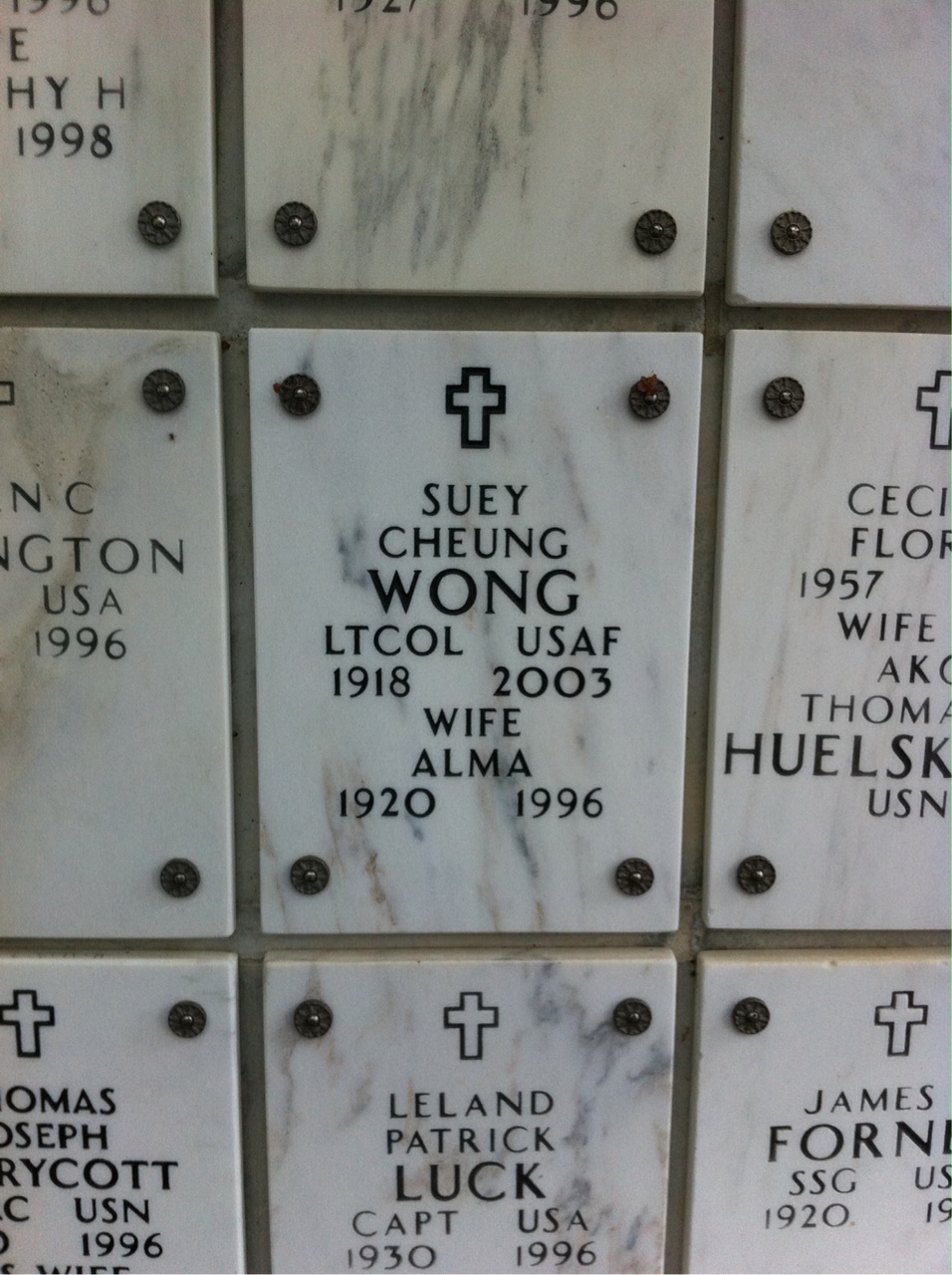 Suey Wong