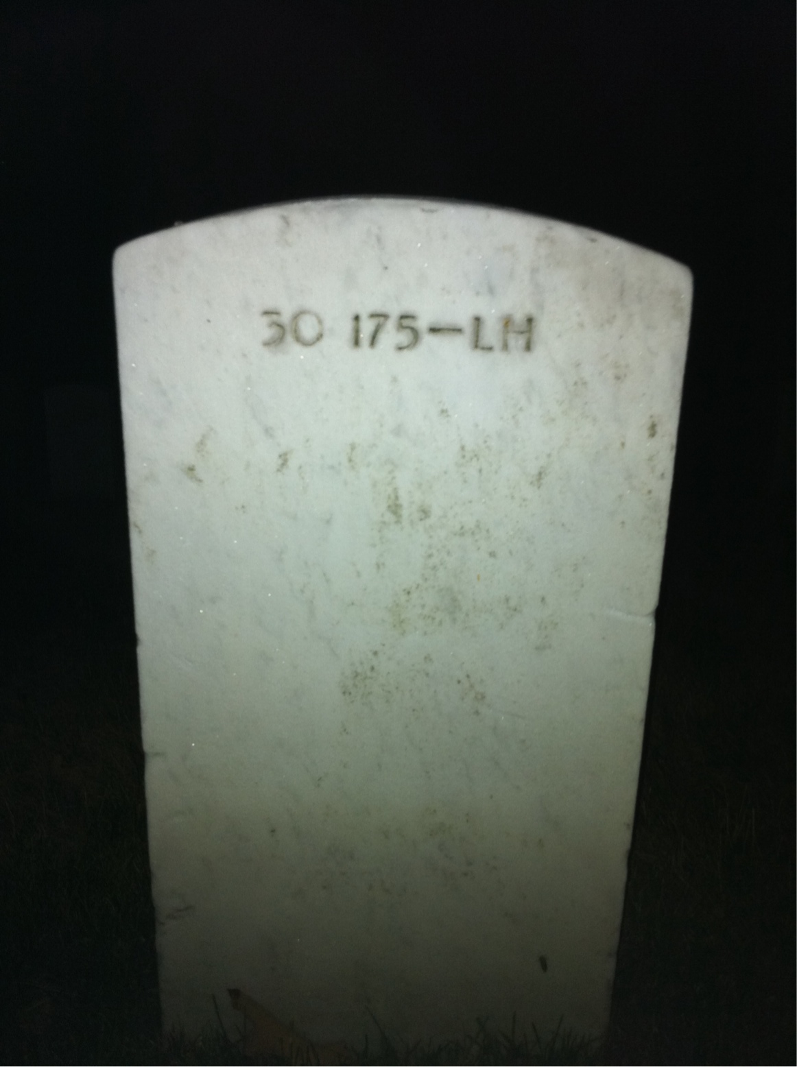 Back of headstone — Beda Arey
