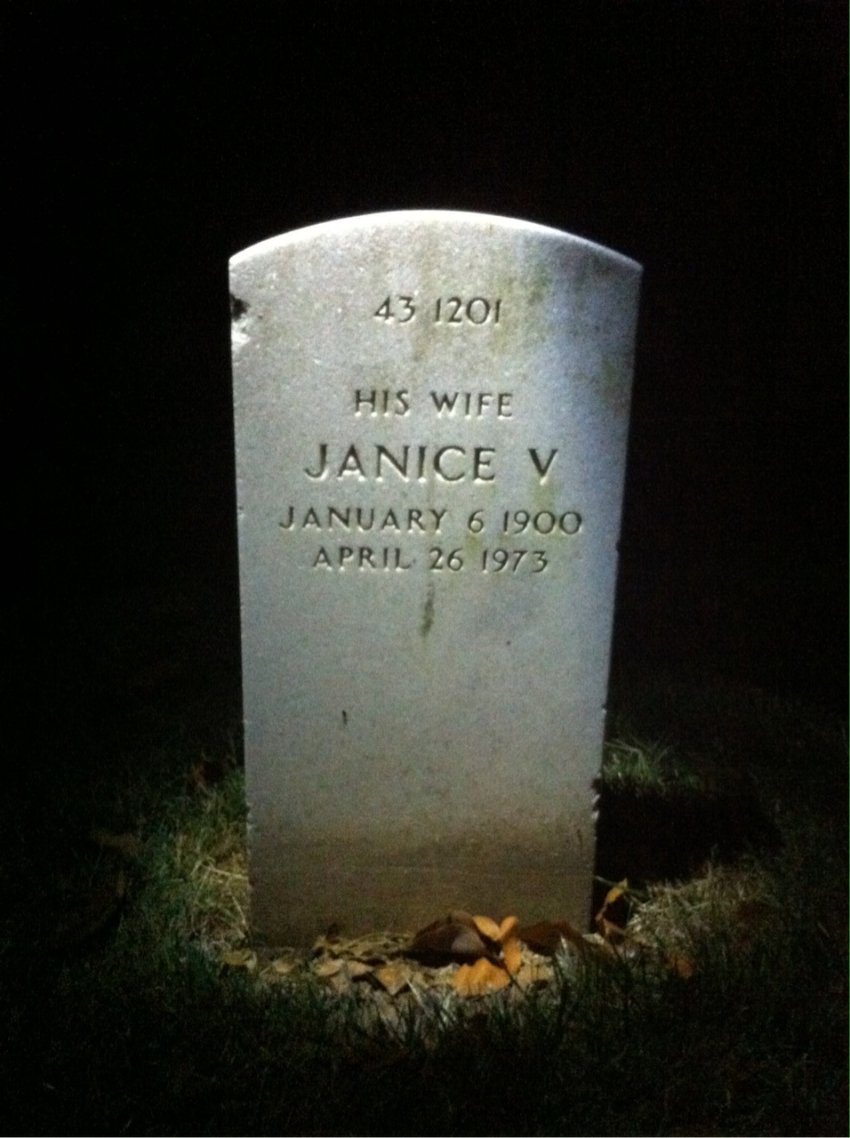 Back of headstone — Lafayette Cox