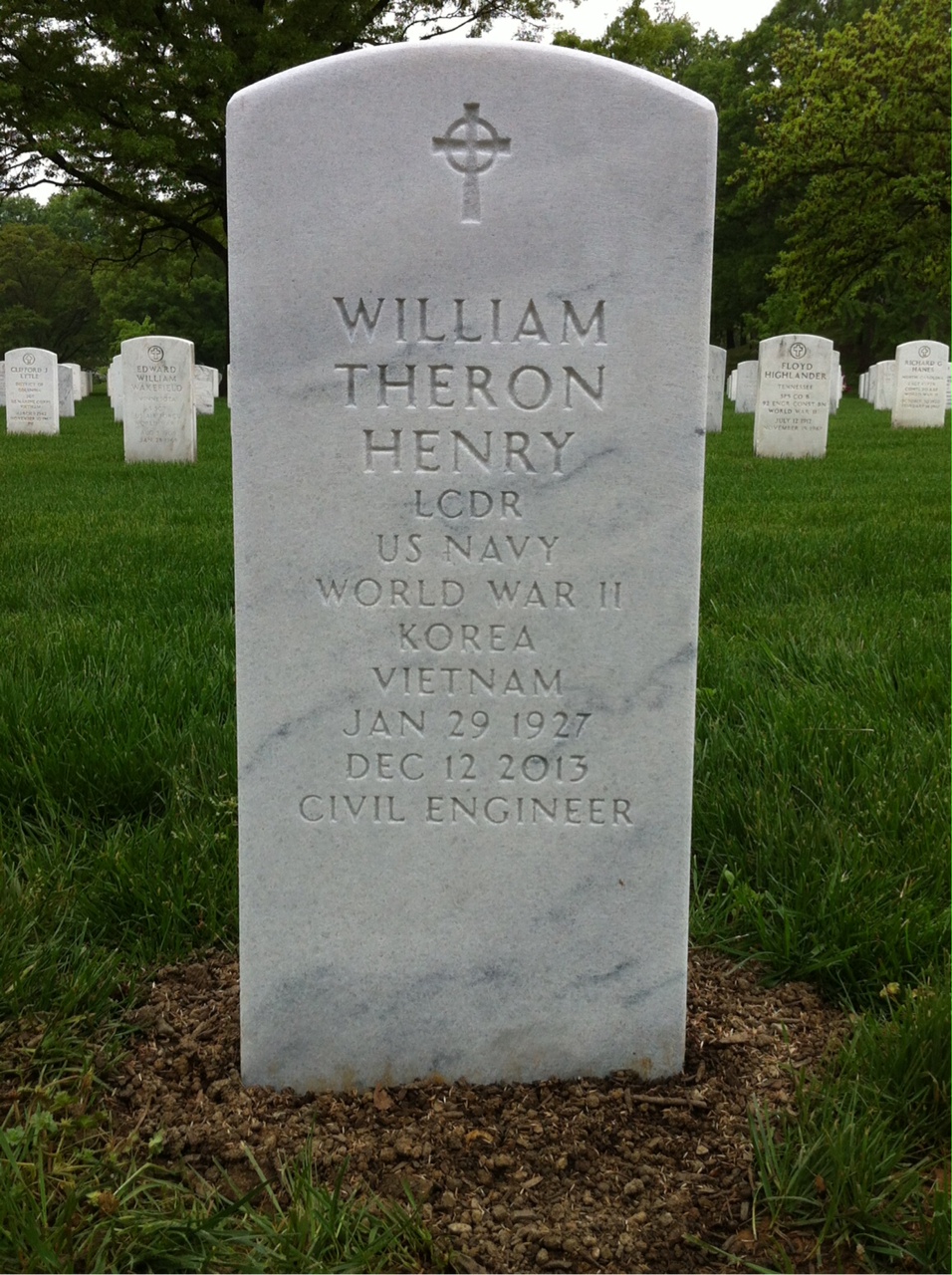 William T Henry