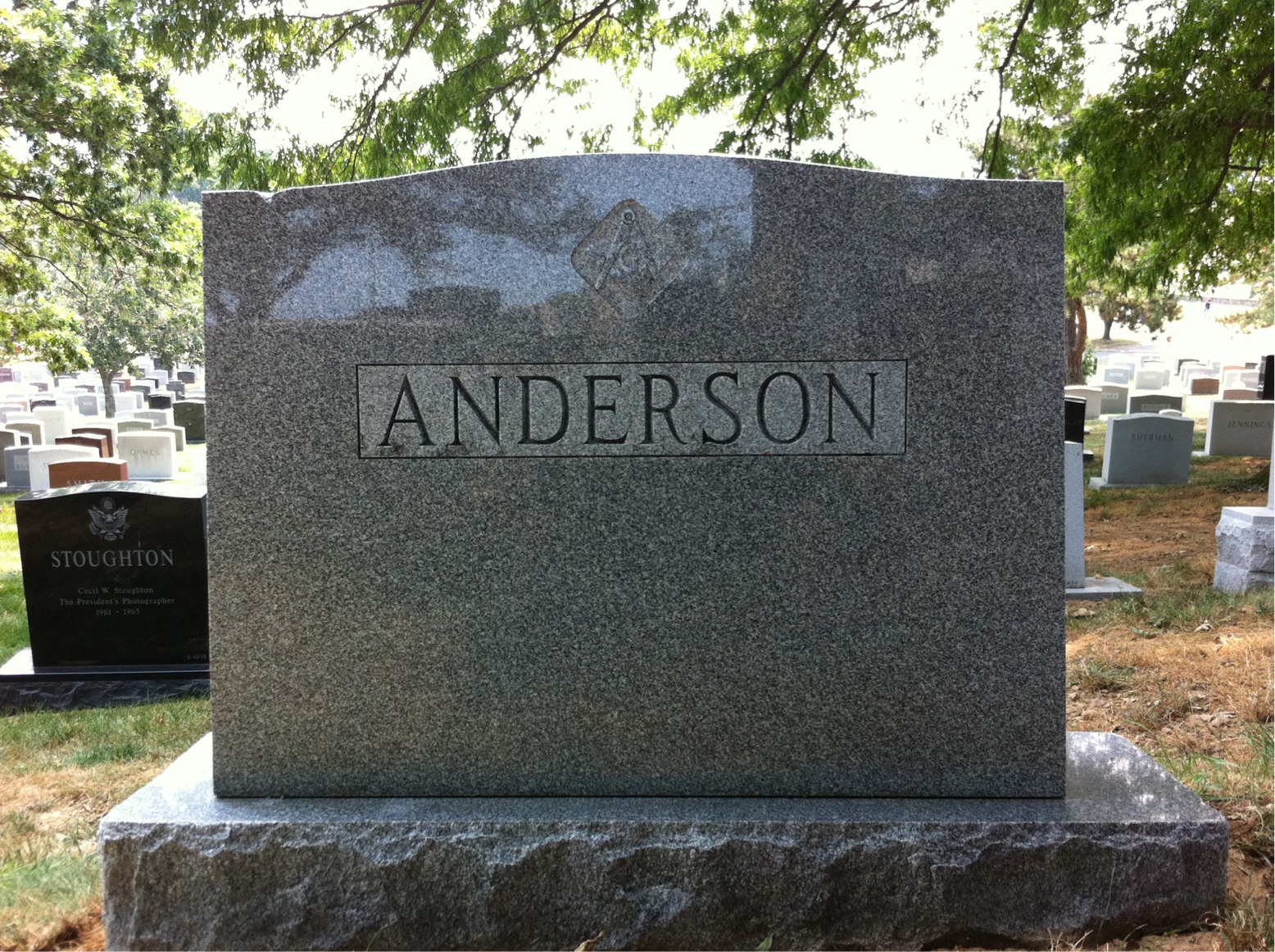 Back of headstone — Madolyn Anderson