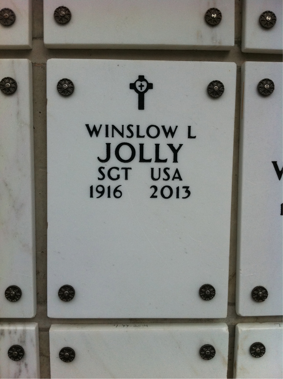 Winslow L Jolly