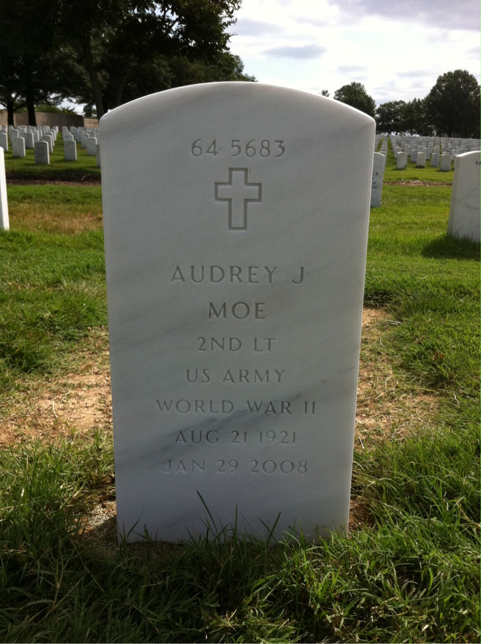 Back of headstone — Audrey Moe