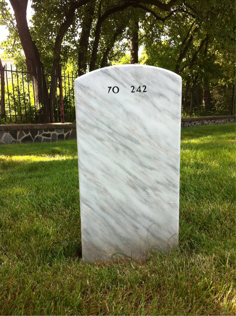 Back of headstone — Robert Henninger