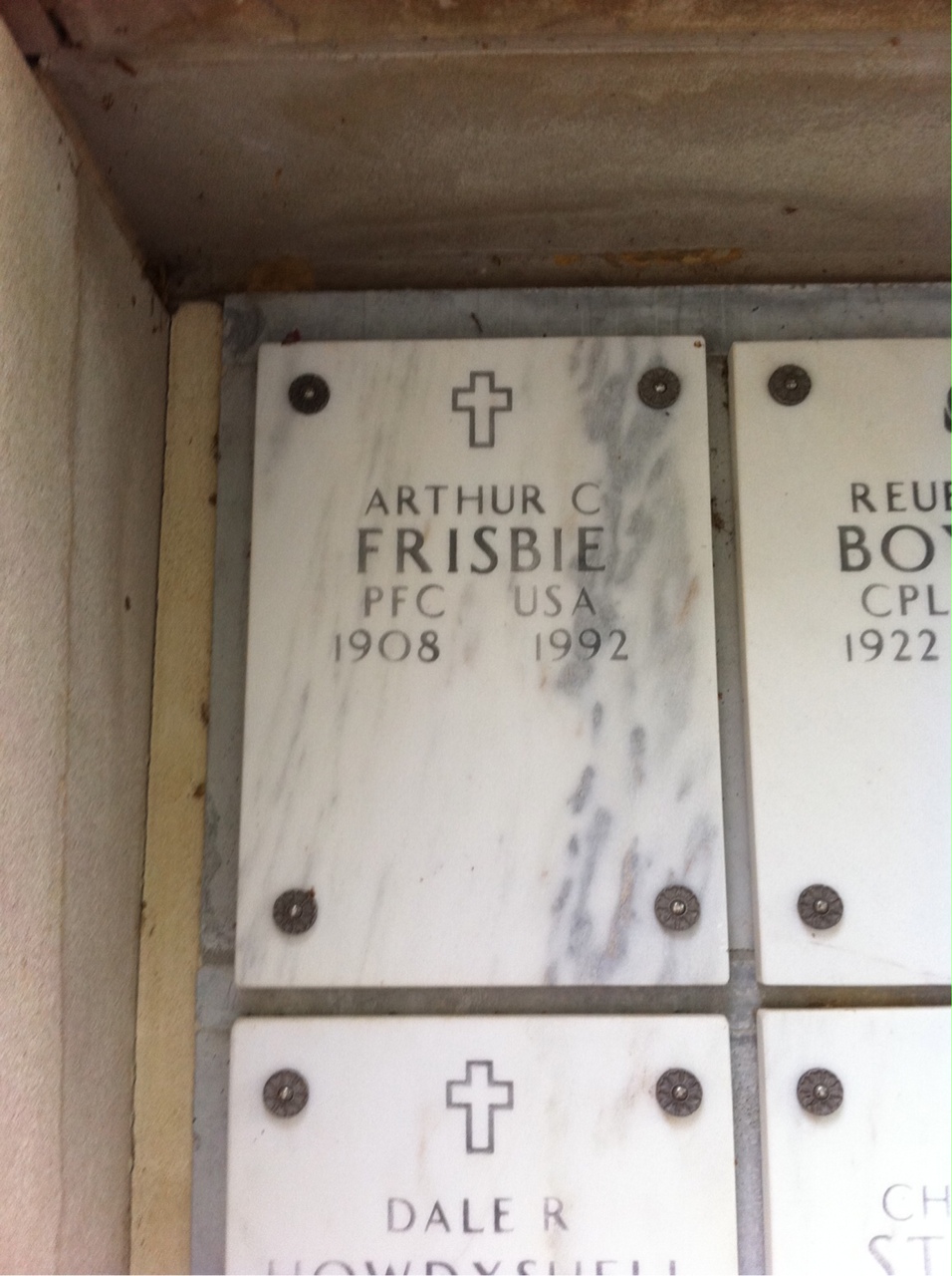 Arthur C Frisbie