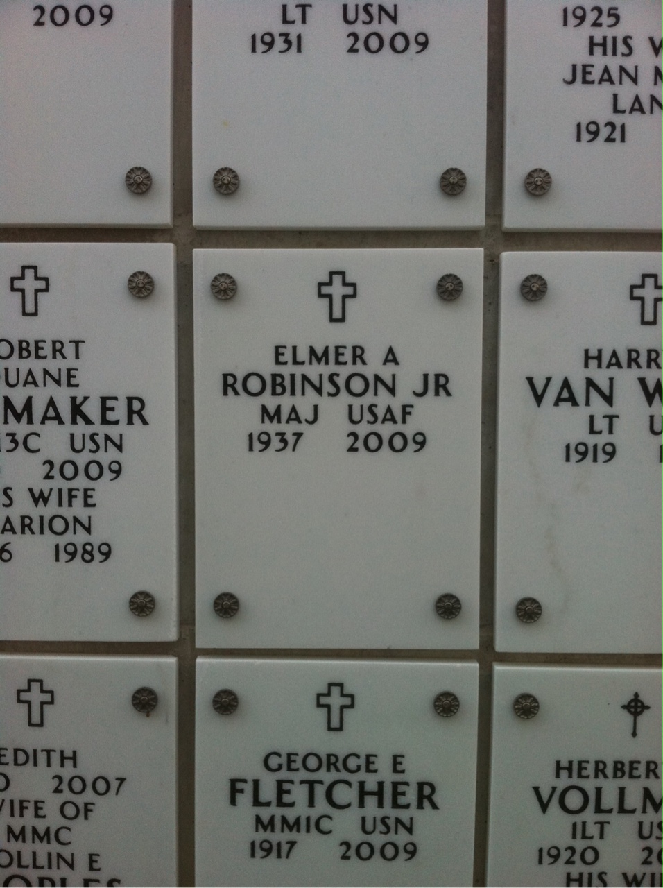 Elmer Robinson