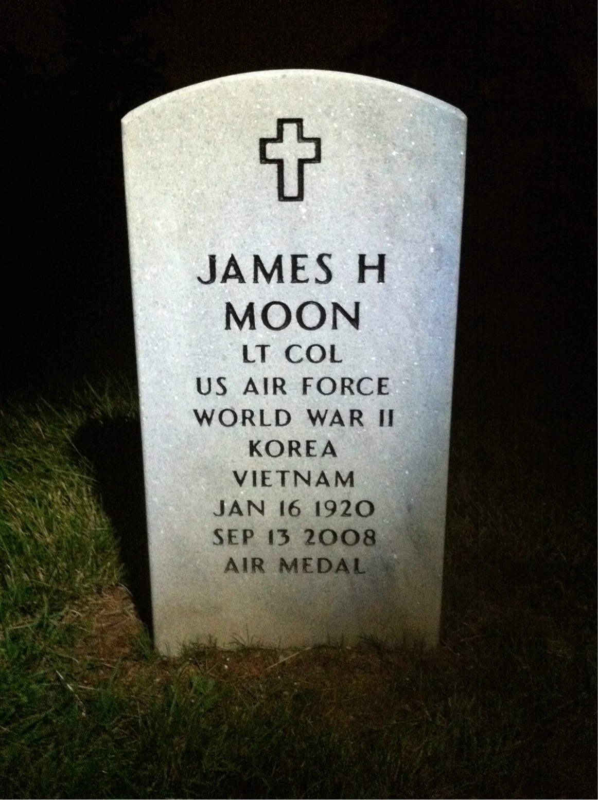 James Moon