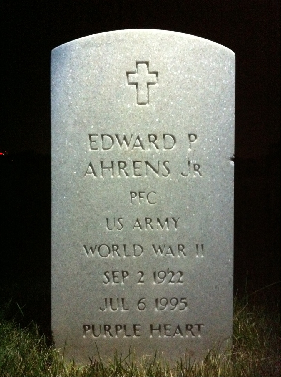 Edward Ahrens