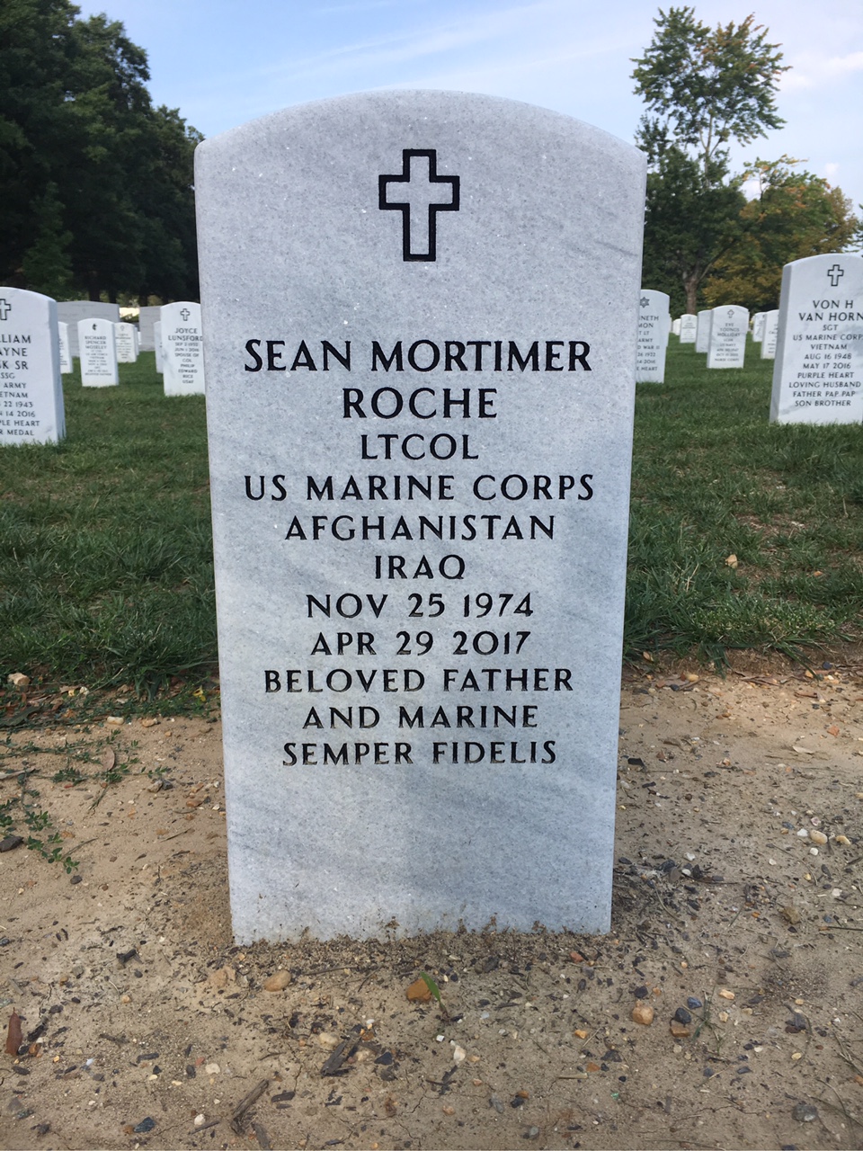 Sean M Roche