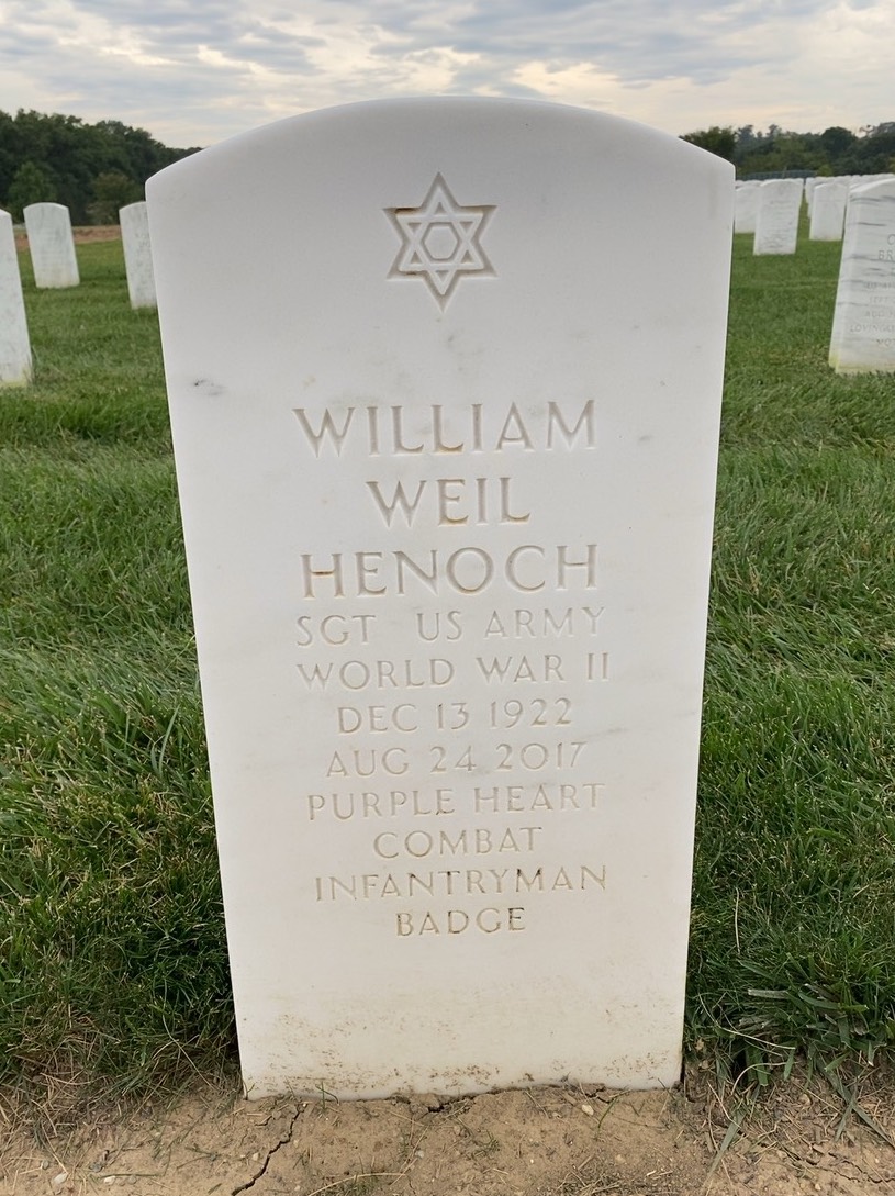 William W Henoch