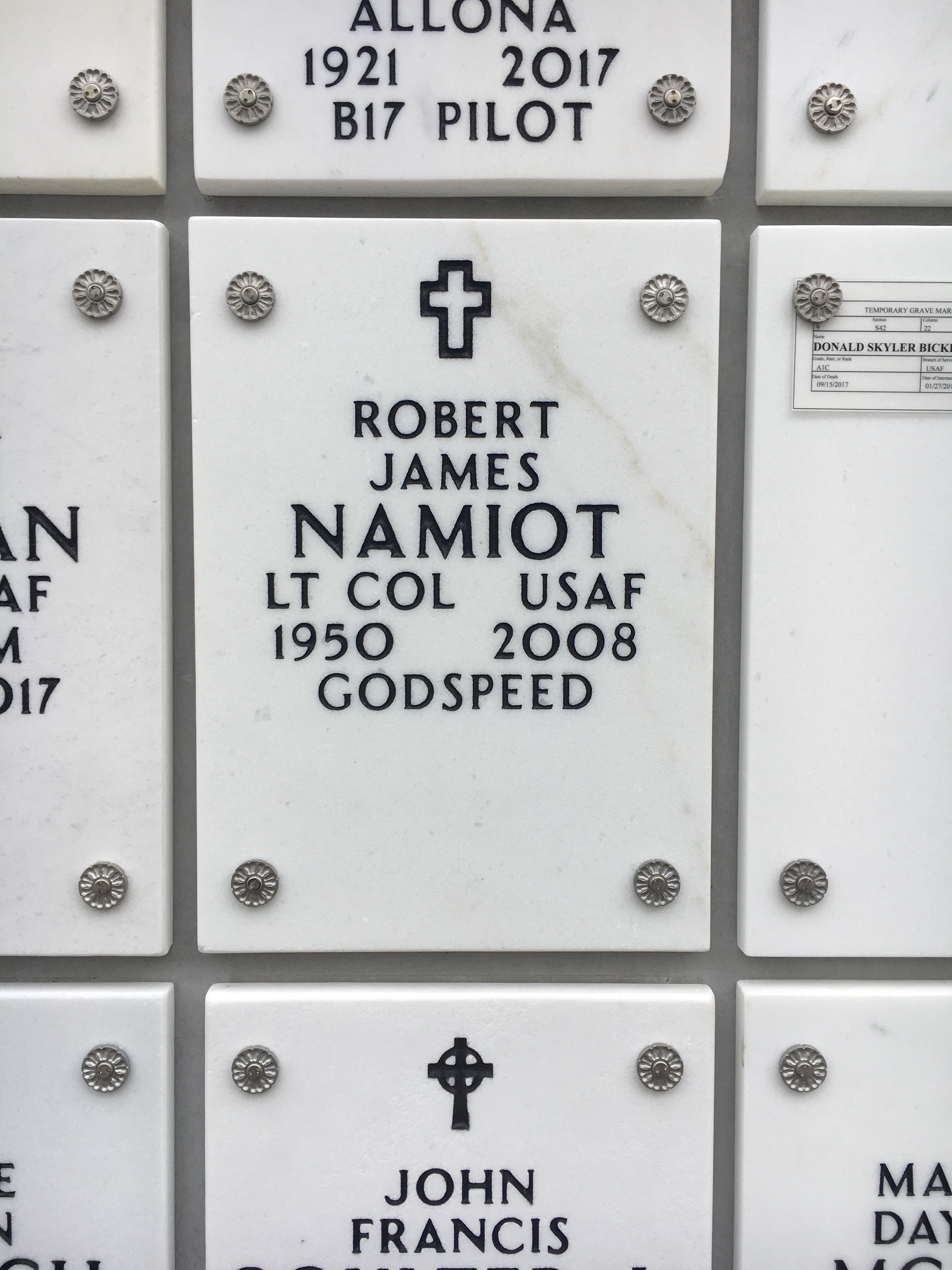 Robert James Namiot