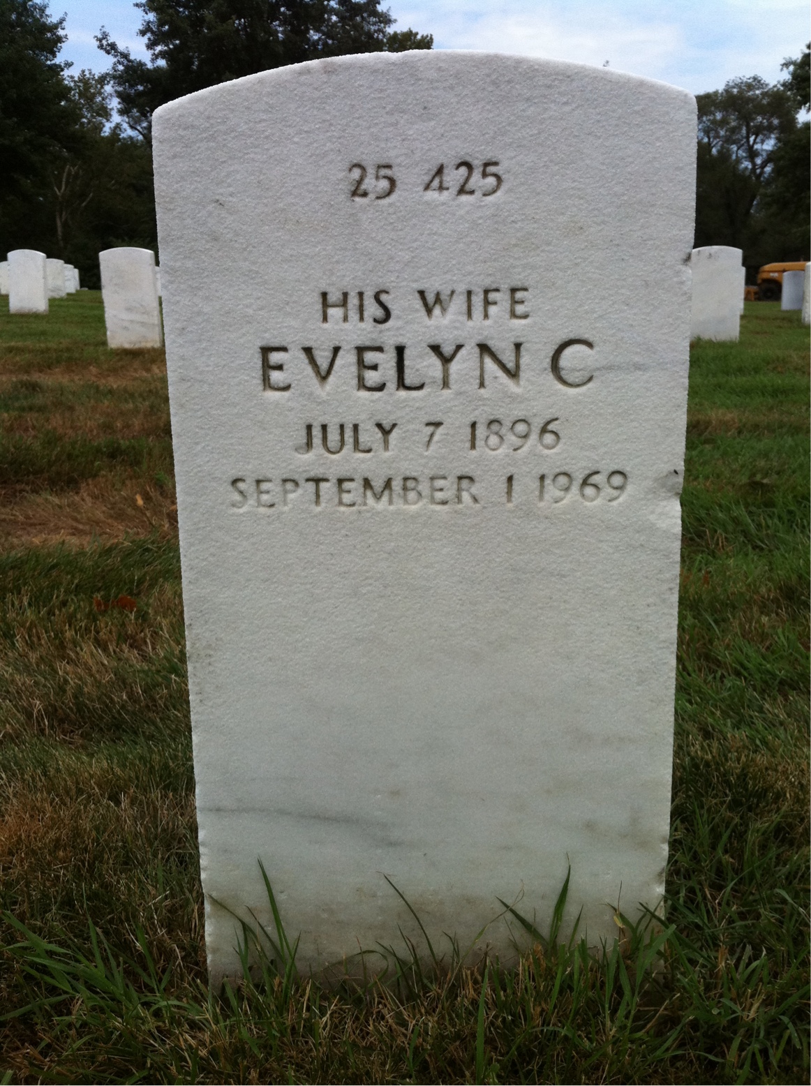 Back of headstone — Evelyn Anderson
