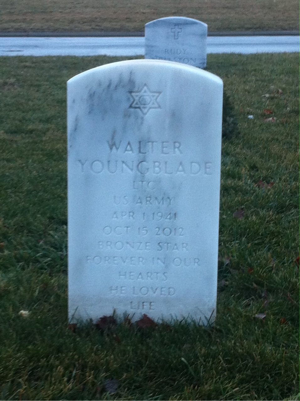 Walter Youngblade