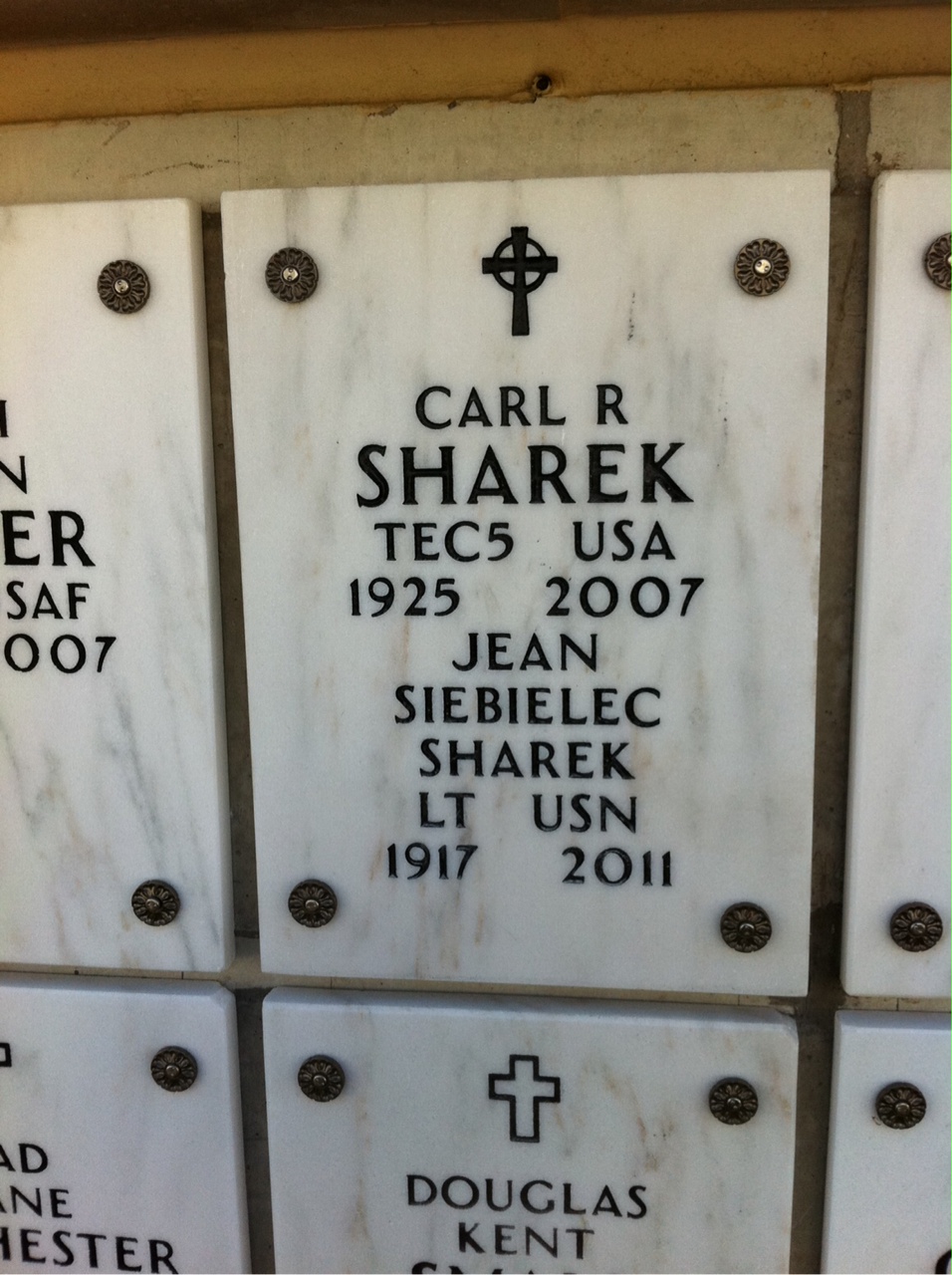 Carl Sharek