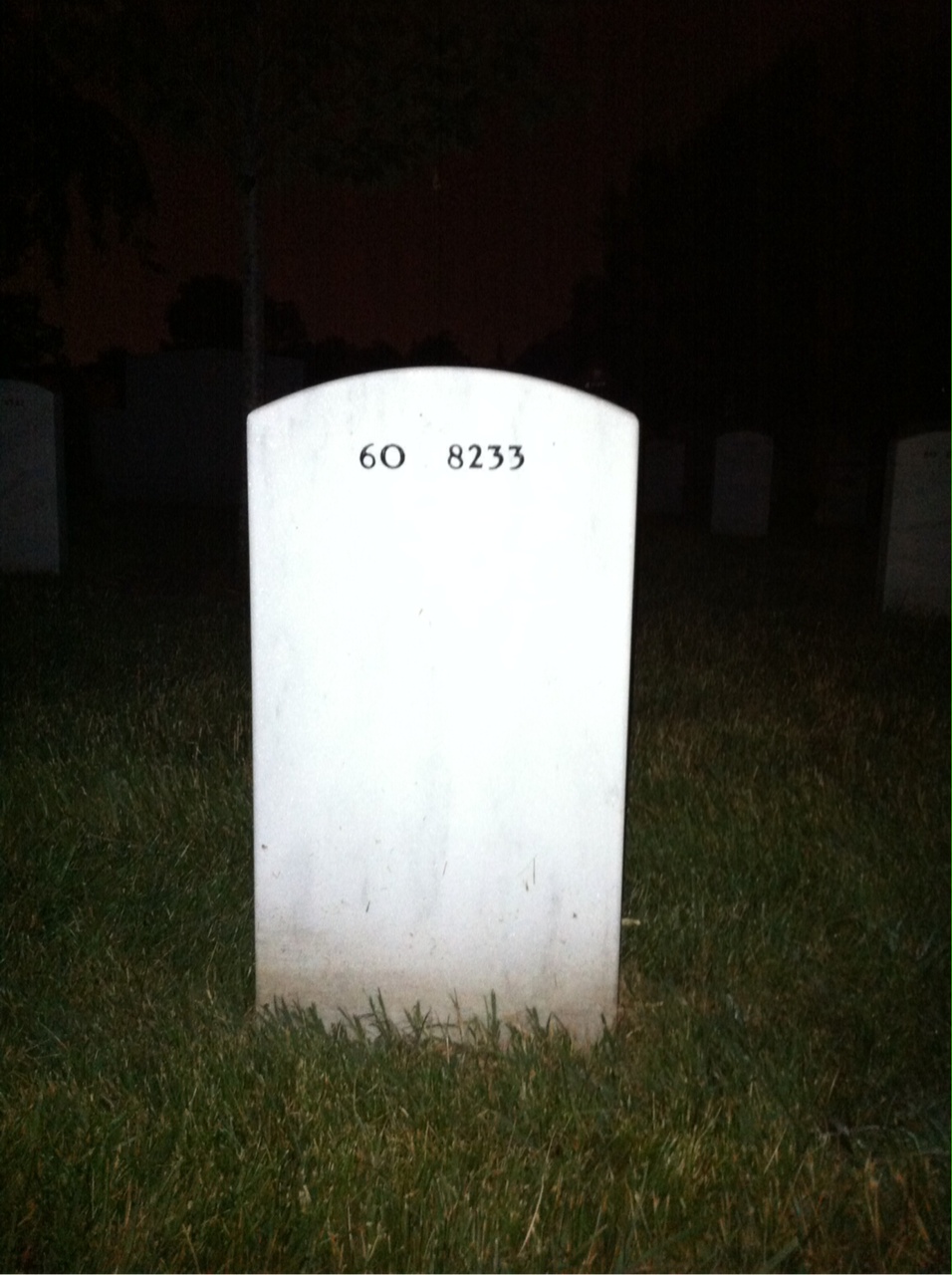 Back of headstone — Raymond Heyne