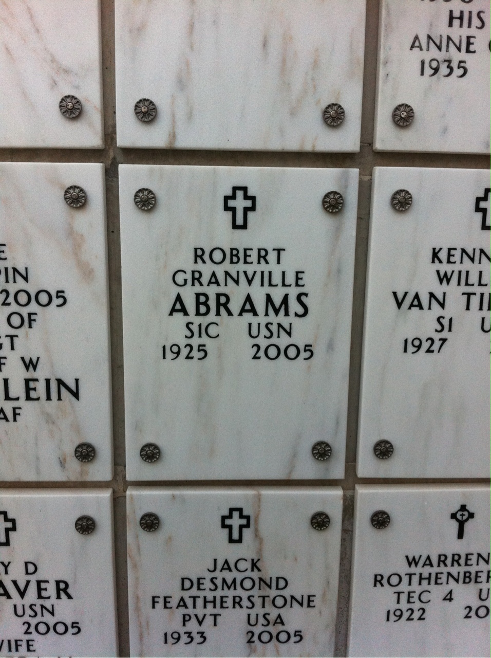 Robert Abrams