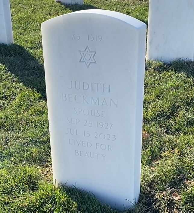 Back of headstone — William L Beckman