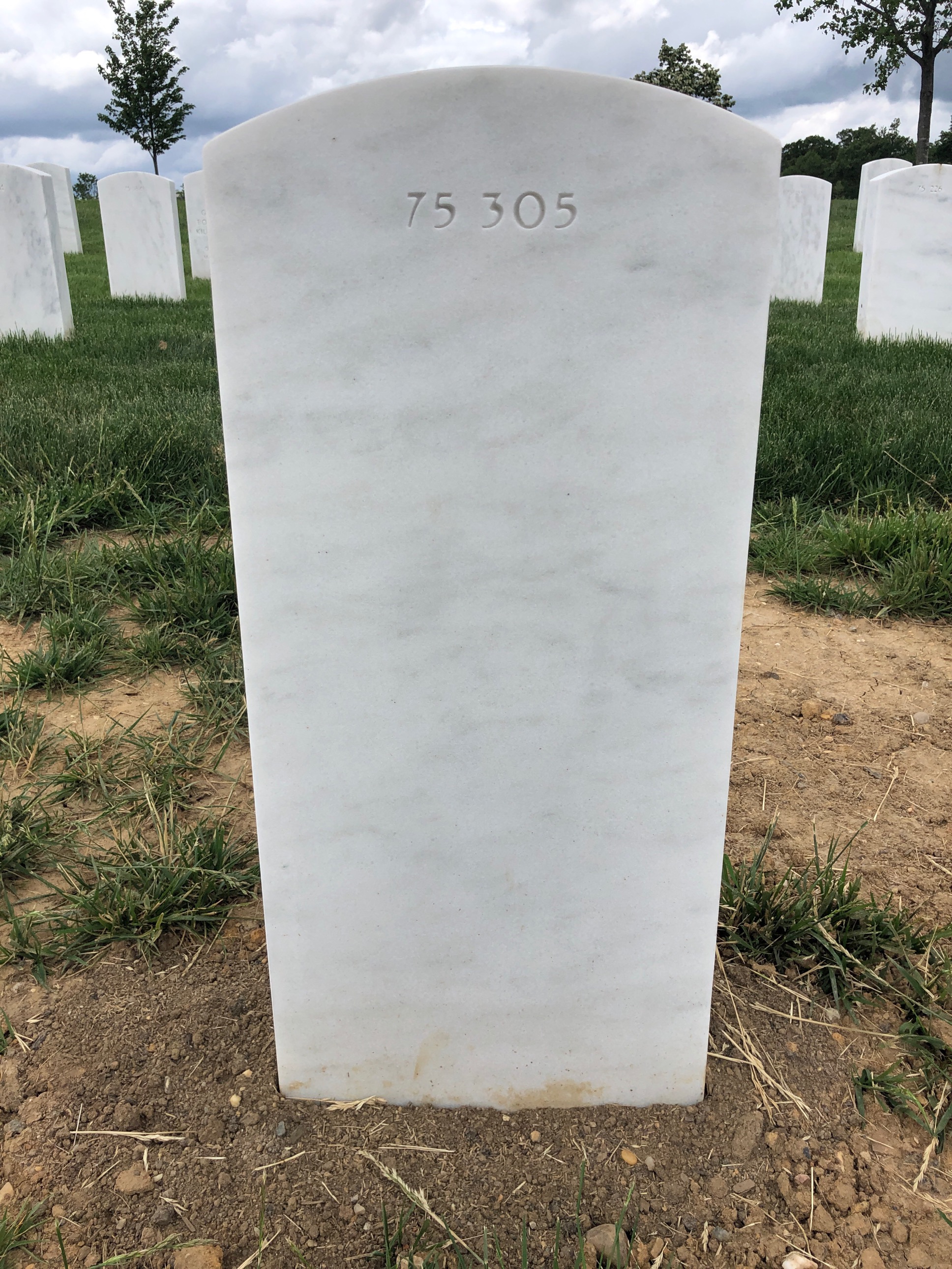Back of headstone — Alton Bailey
