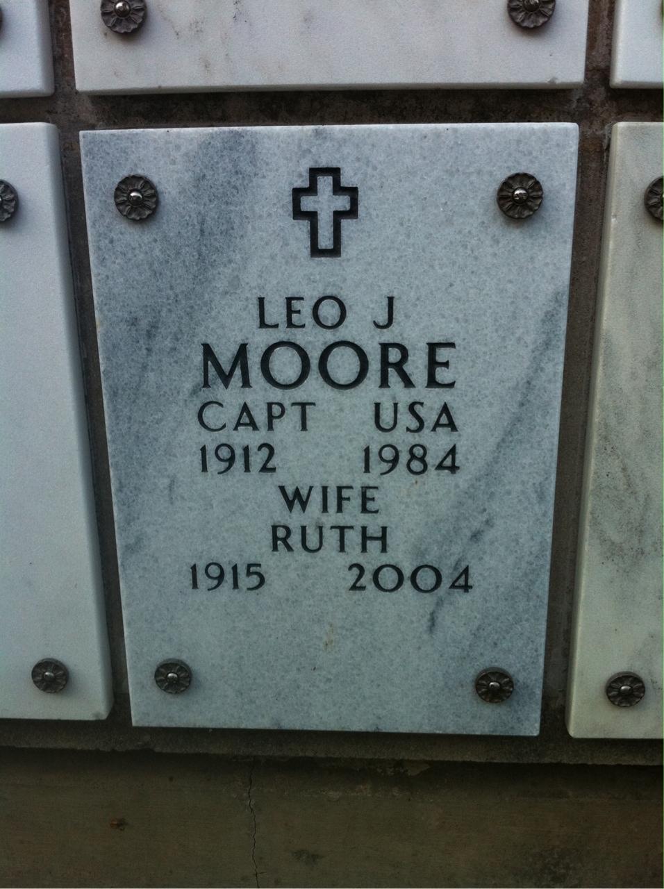 Leo Moore