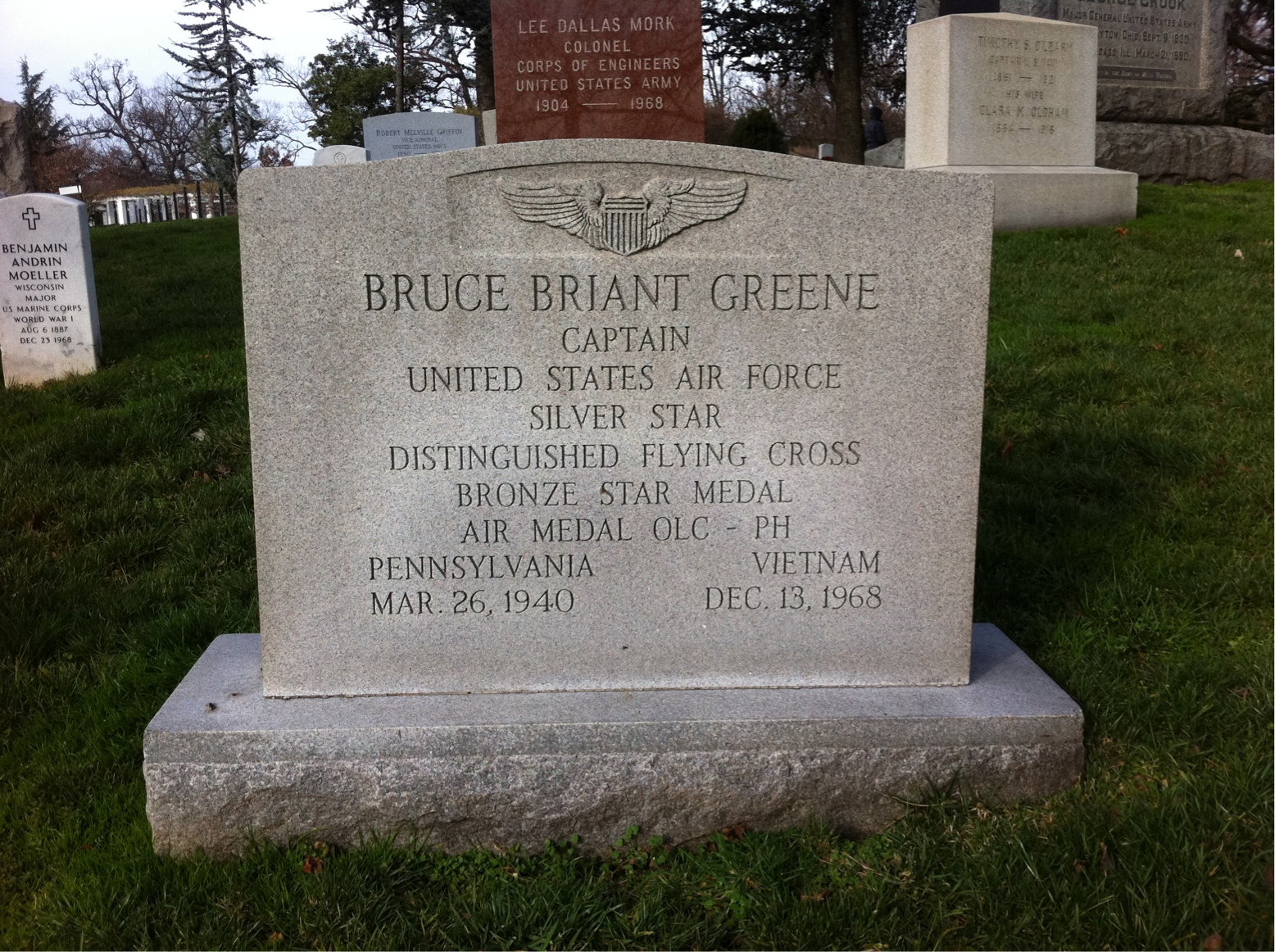 Headstone of Bruce Briant Greene