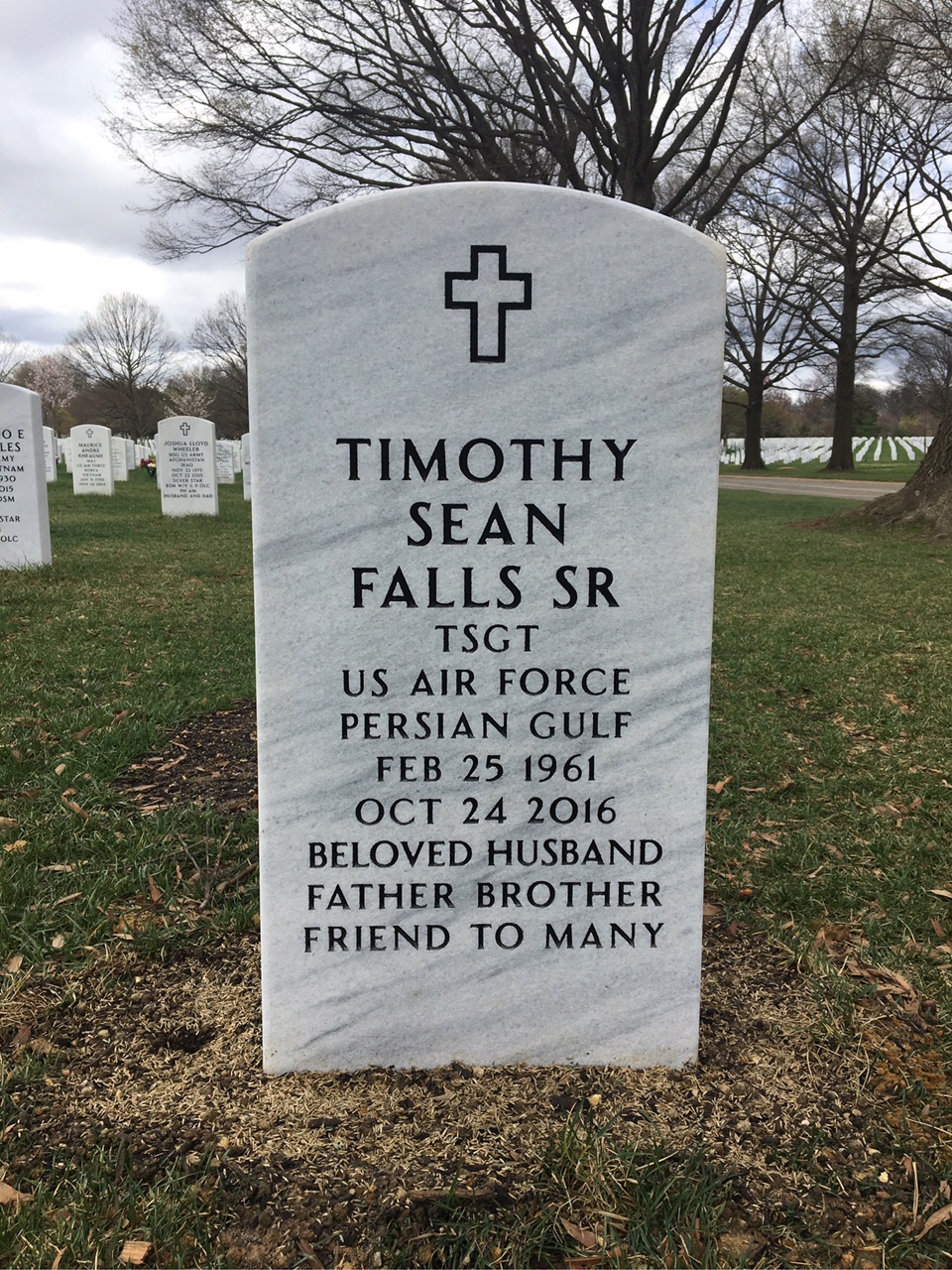 Timothy Sean Falls