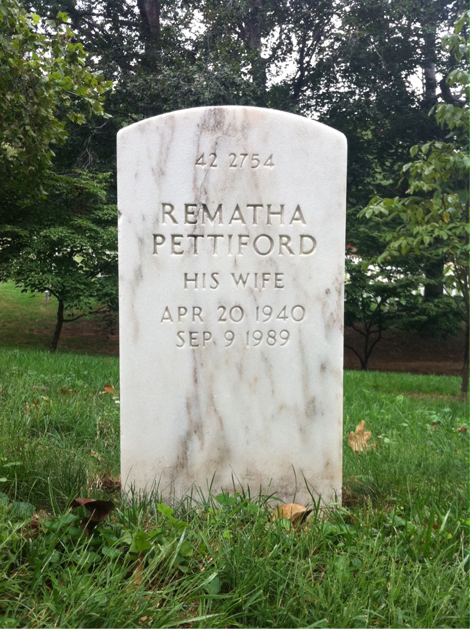 Back of headstone — Youlandia Ray