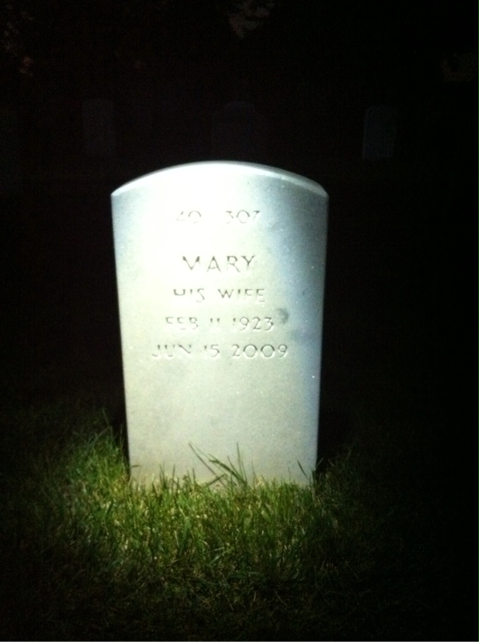 Back of headstone — Oscar Richard