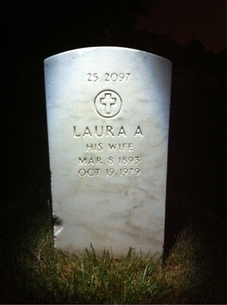 Back of headstone — Laura Averett