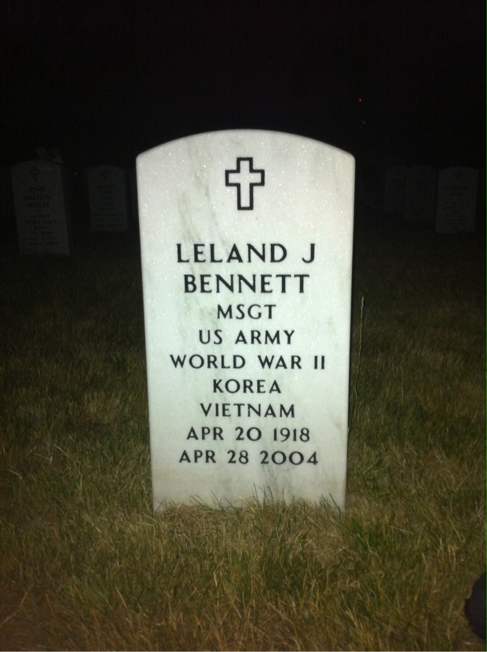 Leland Bennett