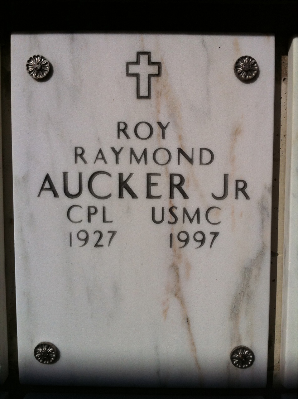 Roy Aucker