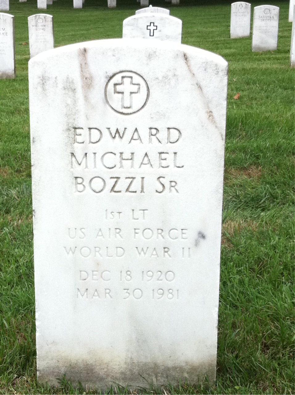 Edward Bozzi