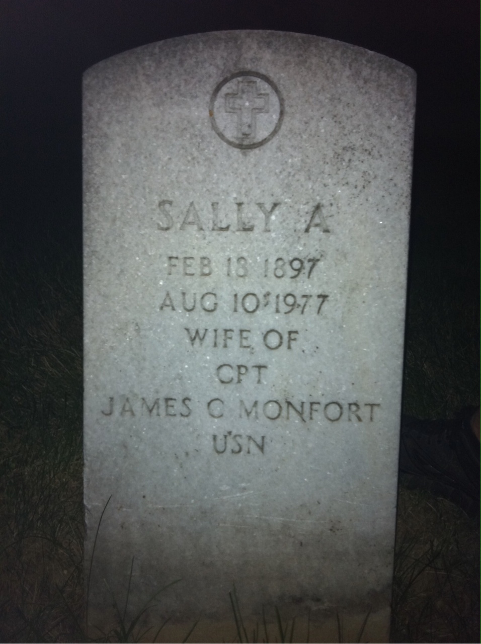 Sally Monfort