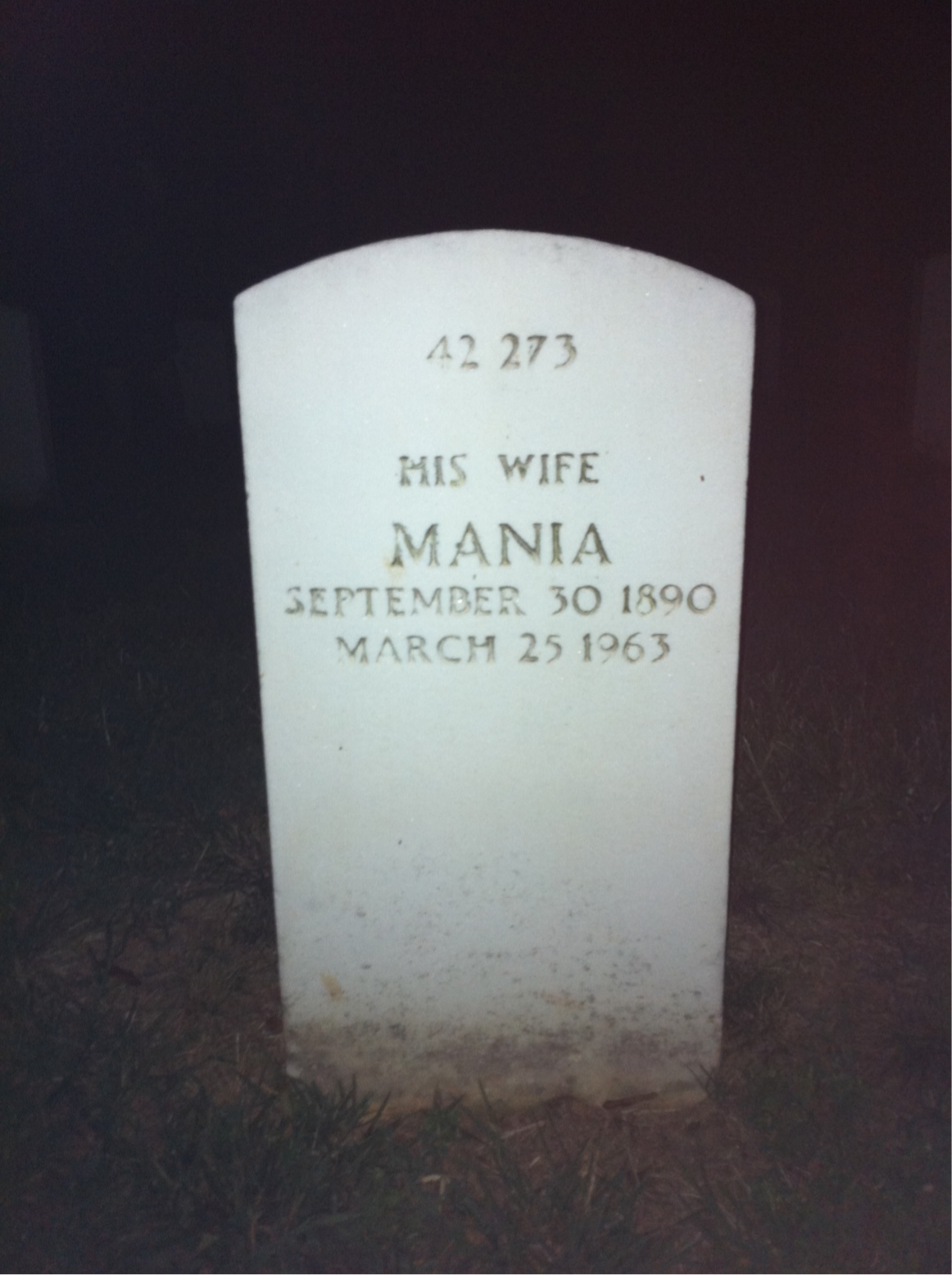 Back of headstone — Mania Balchun