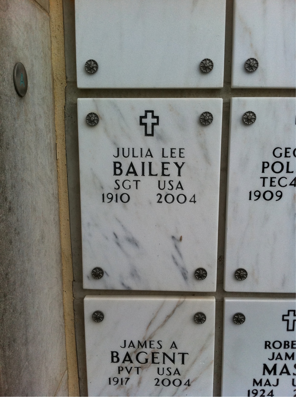 Julia Bailey
