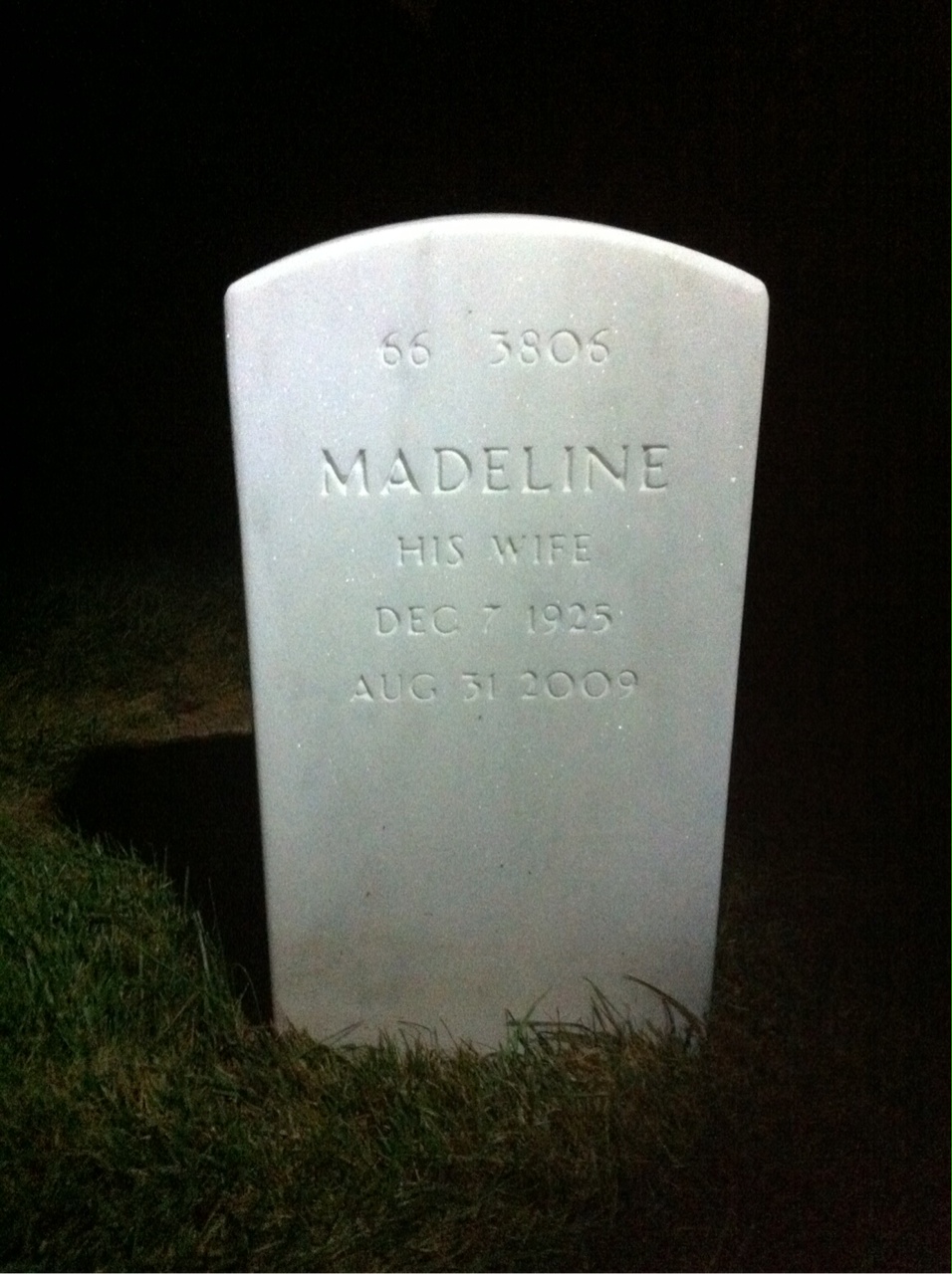 Back of headstone — Donald Hildebrand