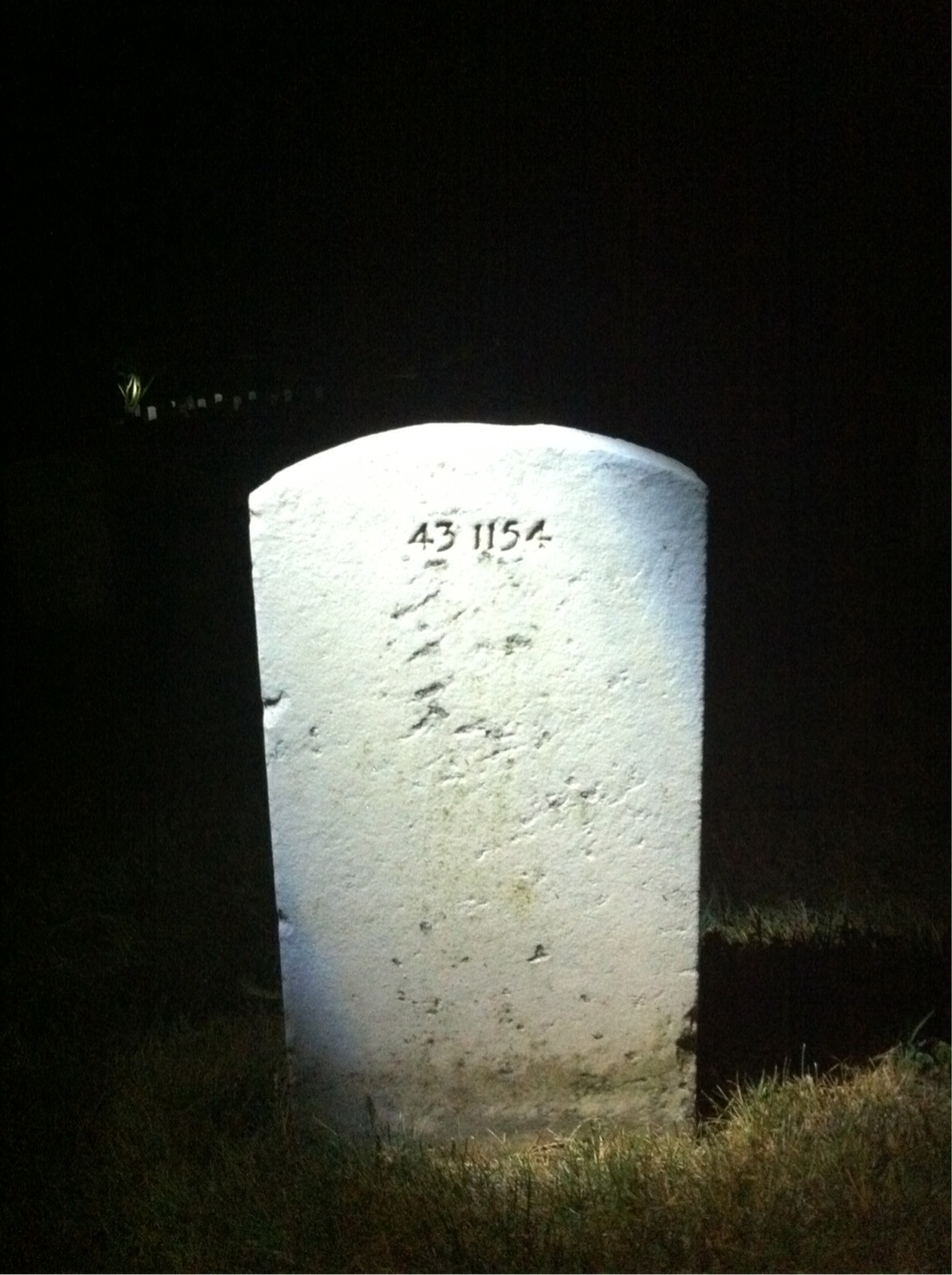 Back of headstone — Floy Morrow