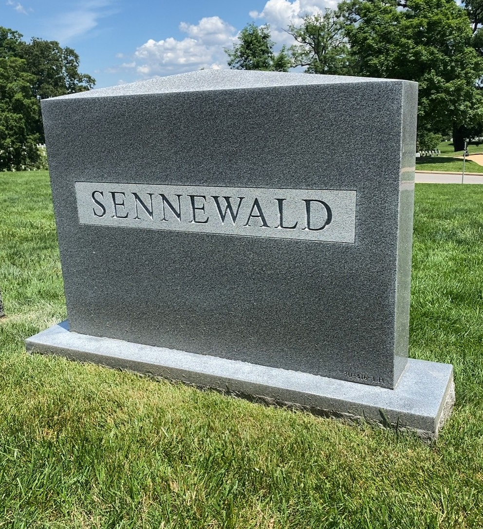 Back of headstone — Robert Sennewald