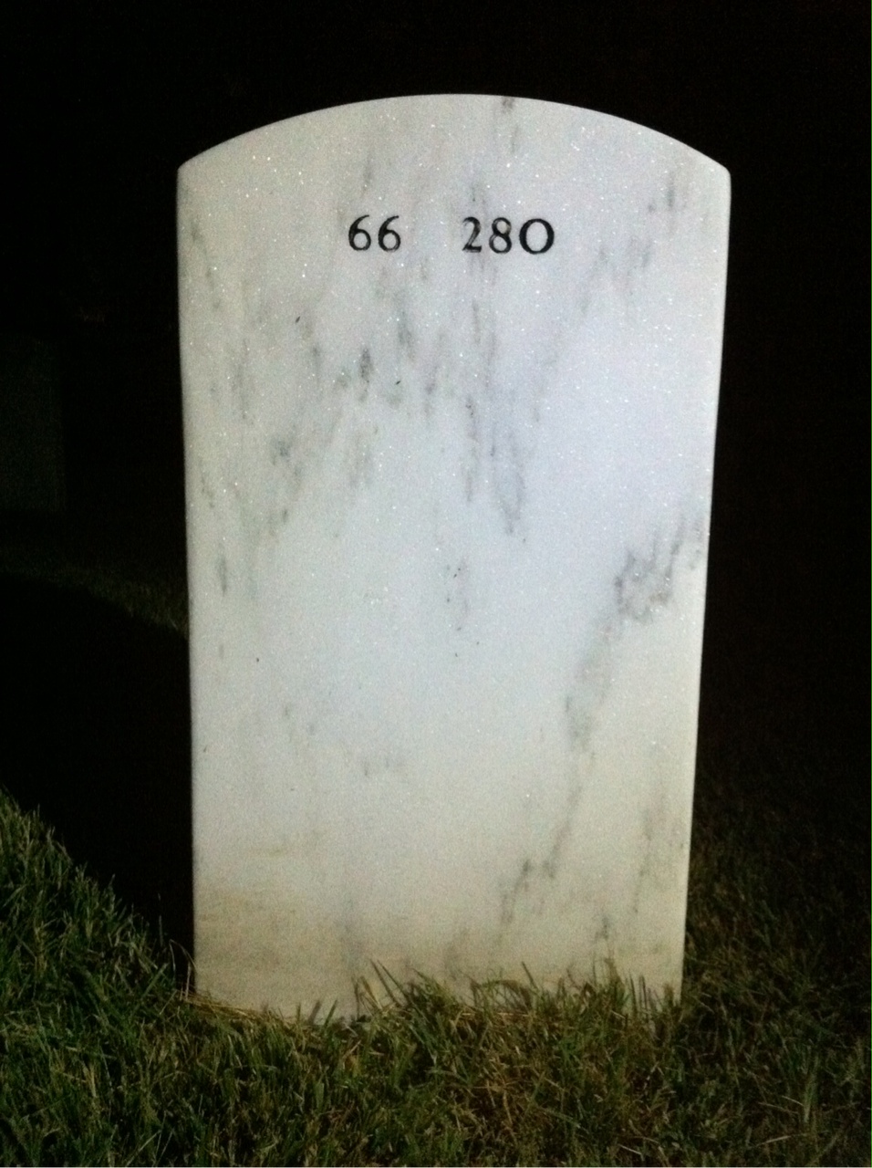 Back of headstone — Doris Pedersen