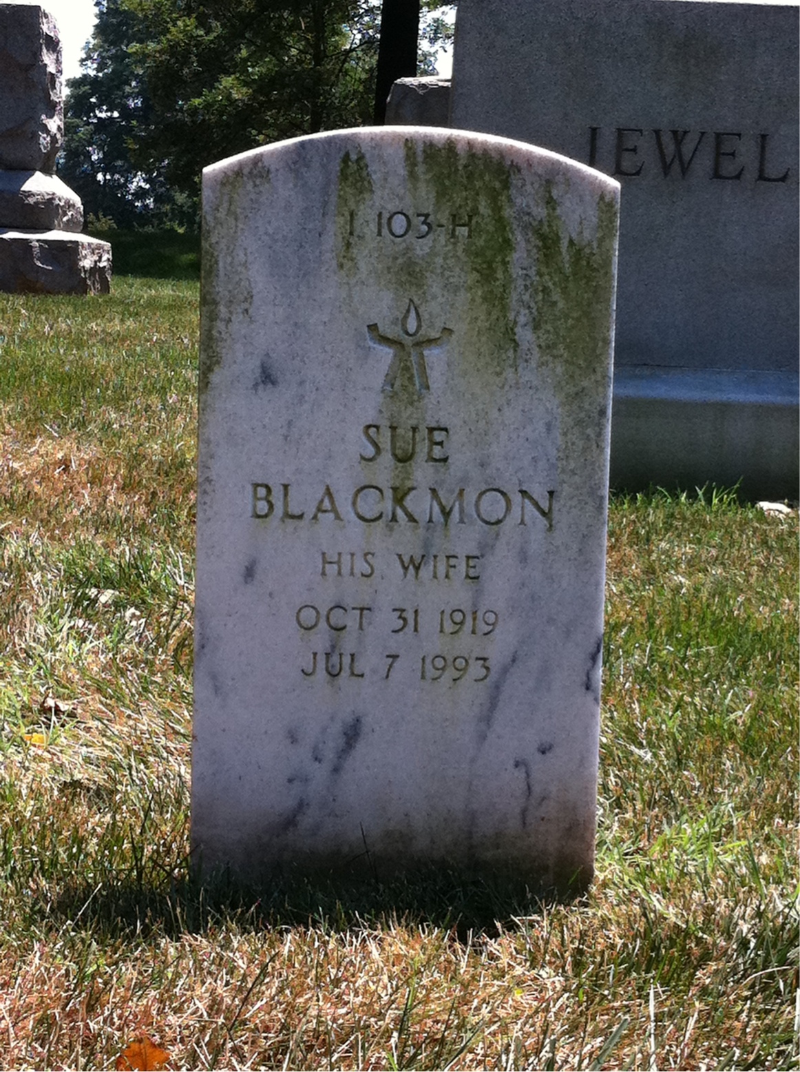 Back of headstone — Sue Moye