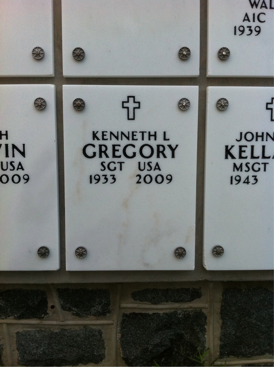 Kenneth Gregory