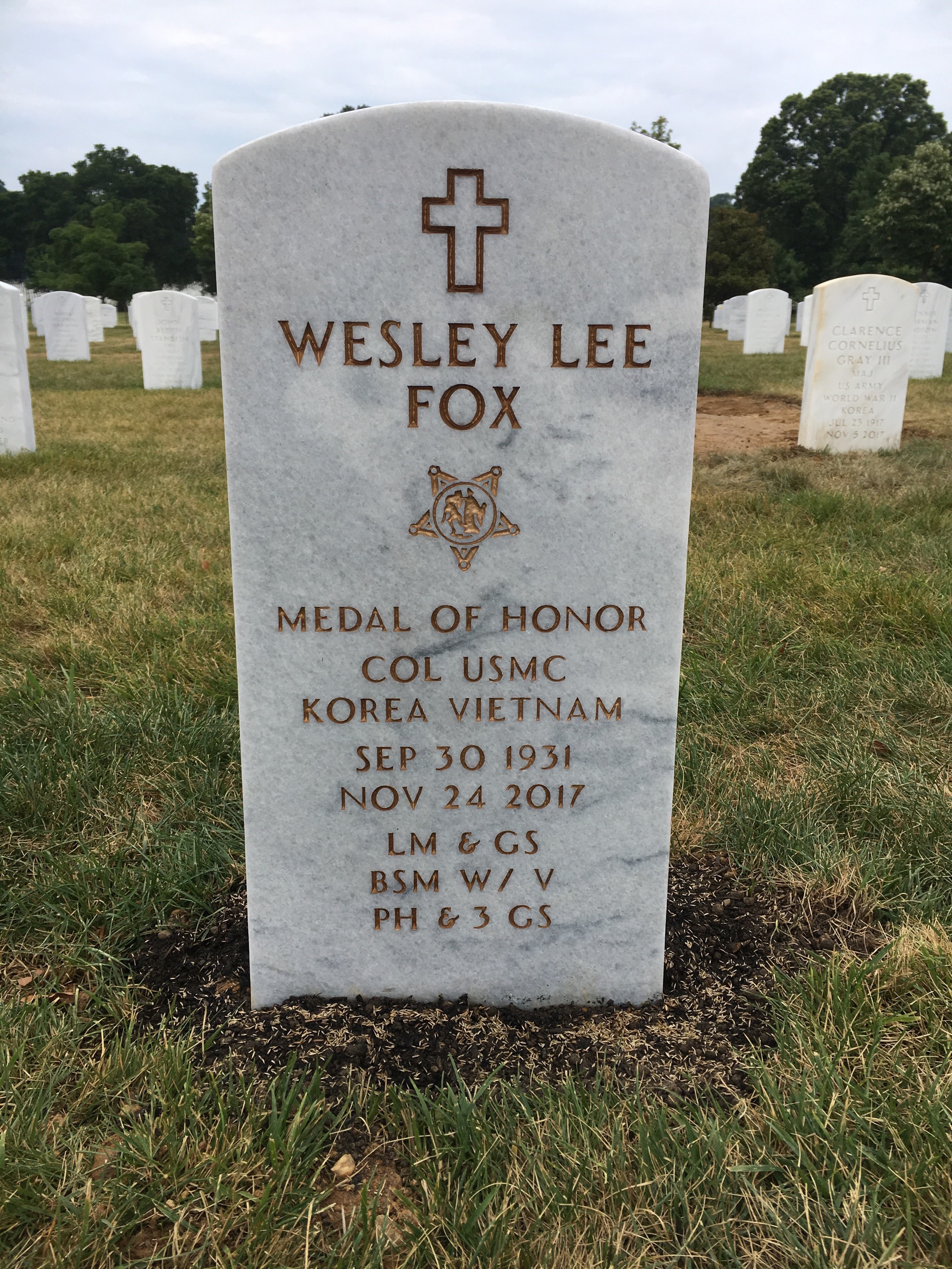 Back of headstone — Wesley L. Fox