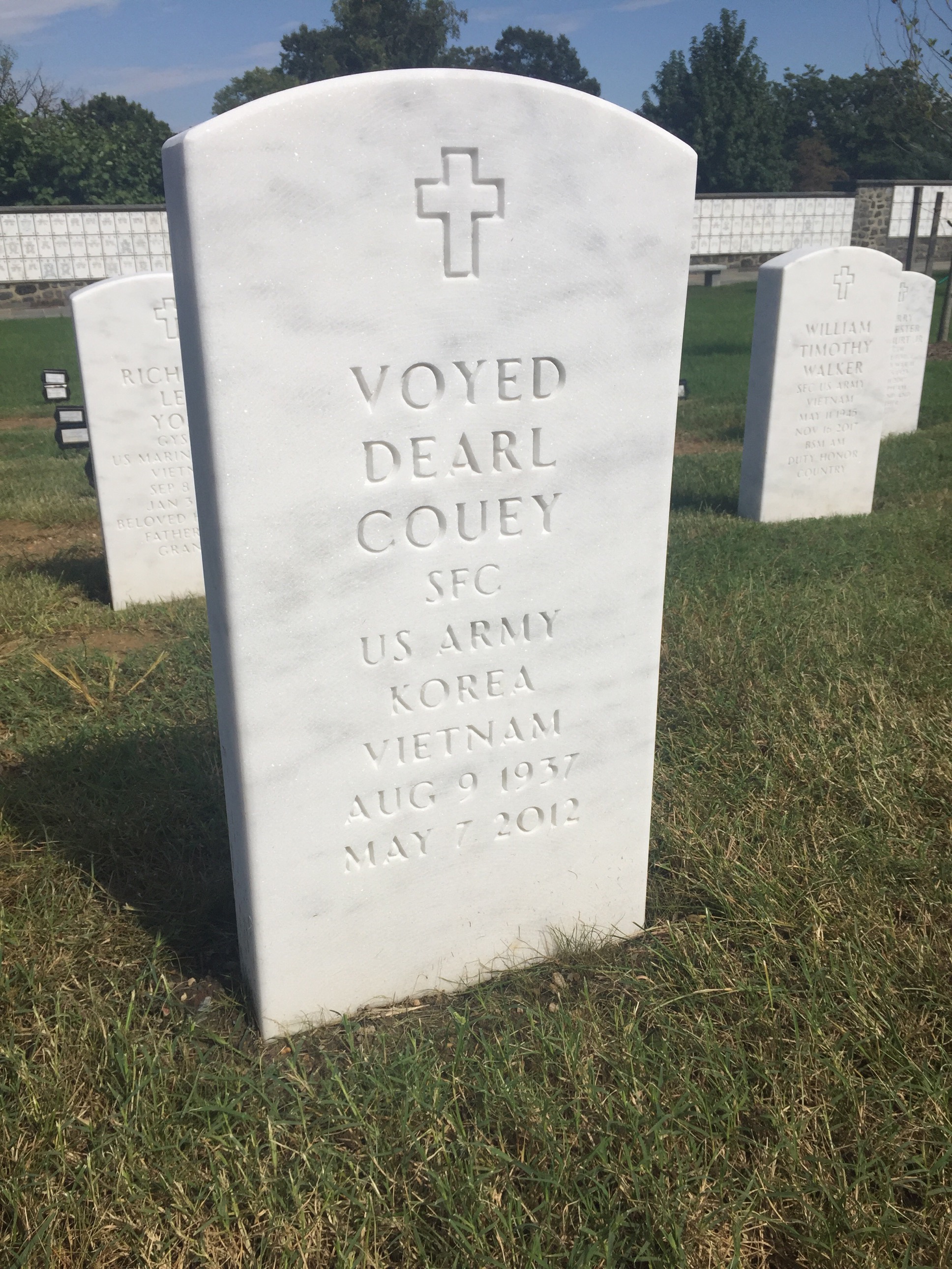 Voyed Dearl Couey