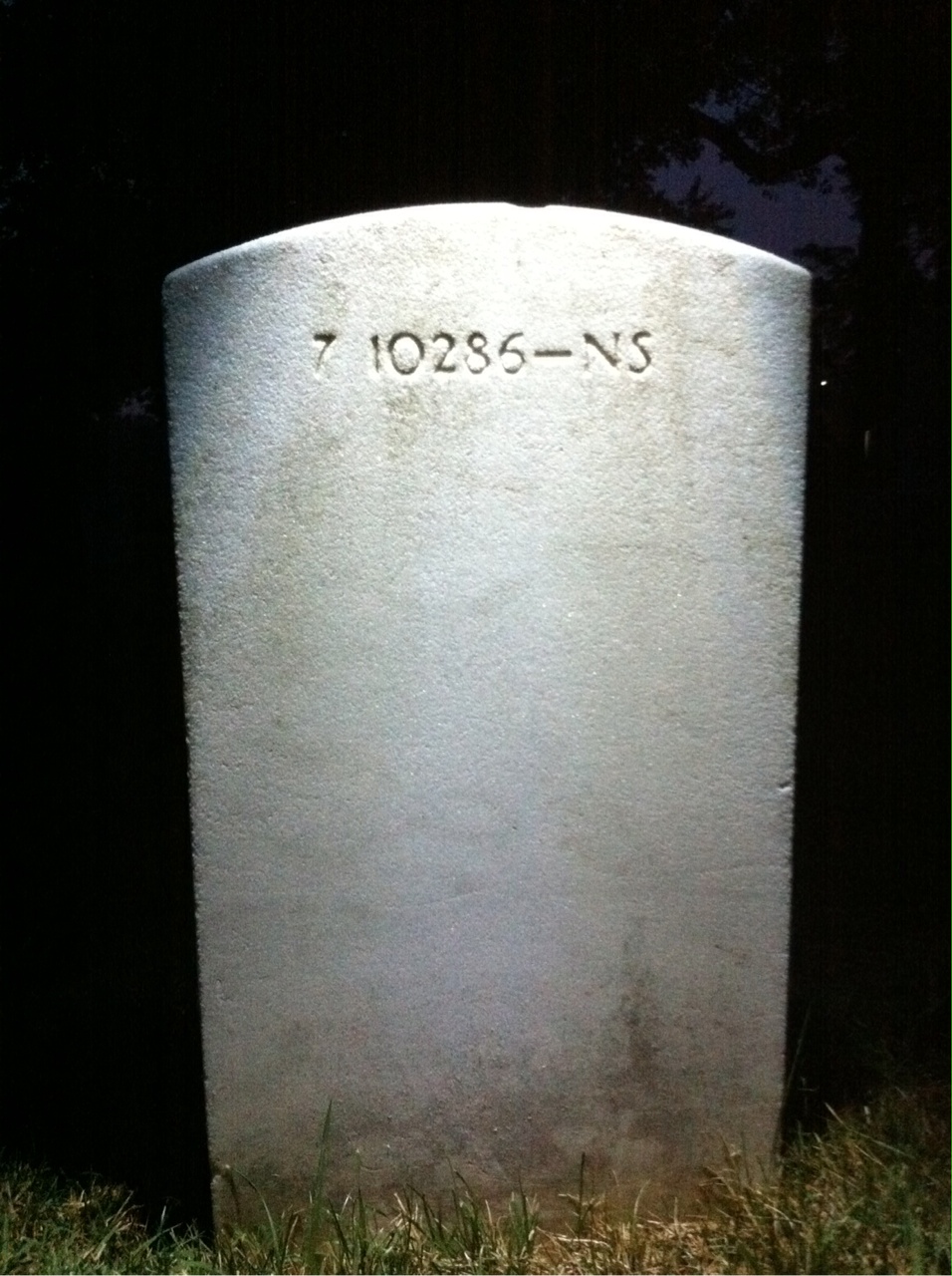 Back of headstone — Athleen Munson