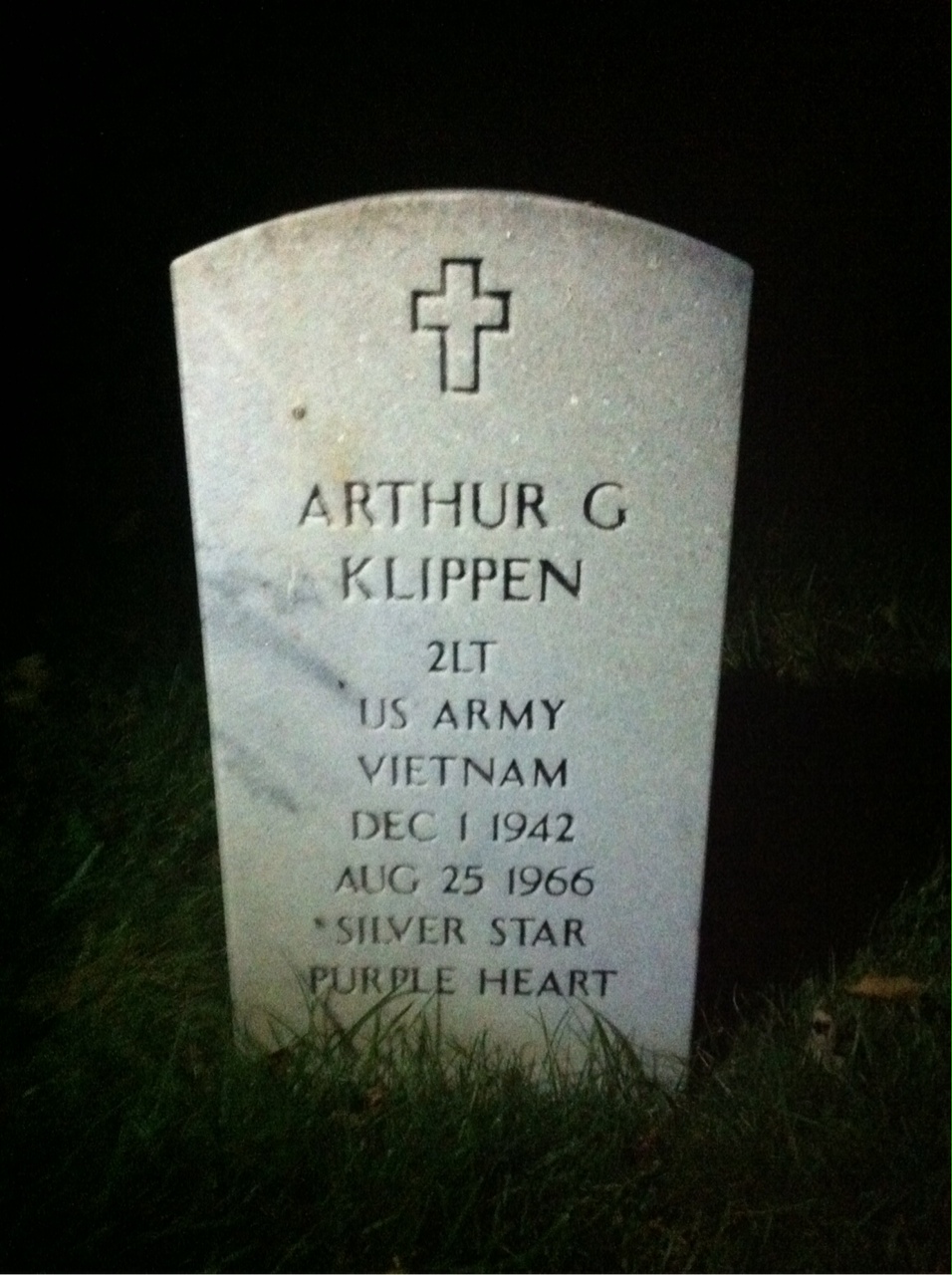 Zora M Klippen