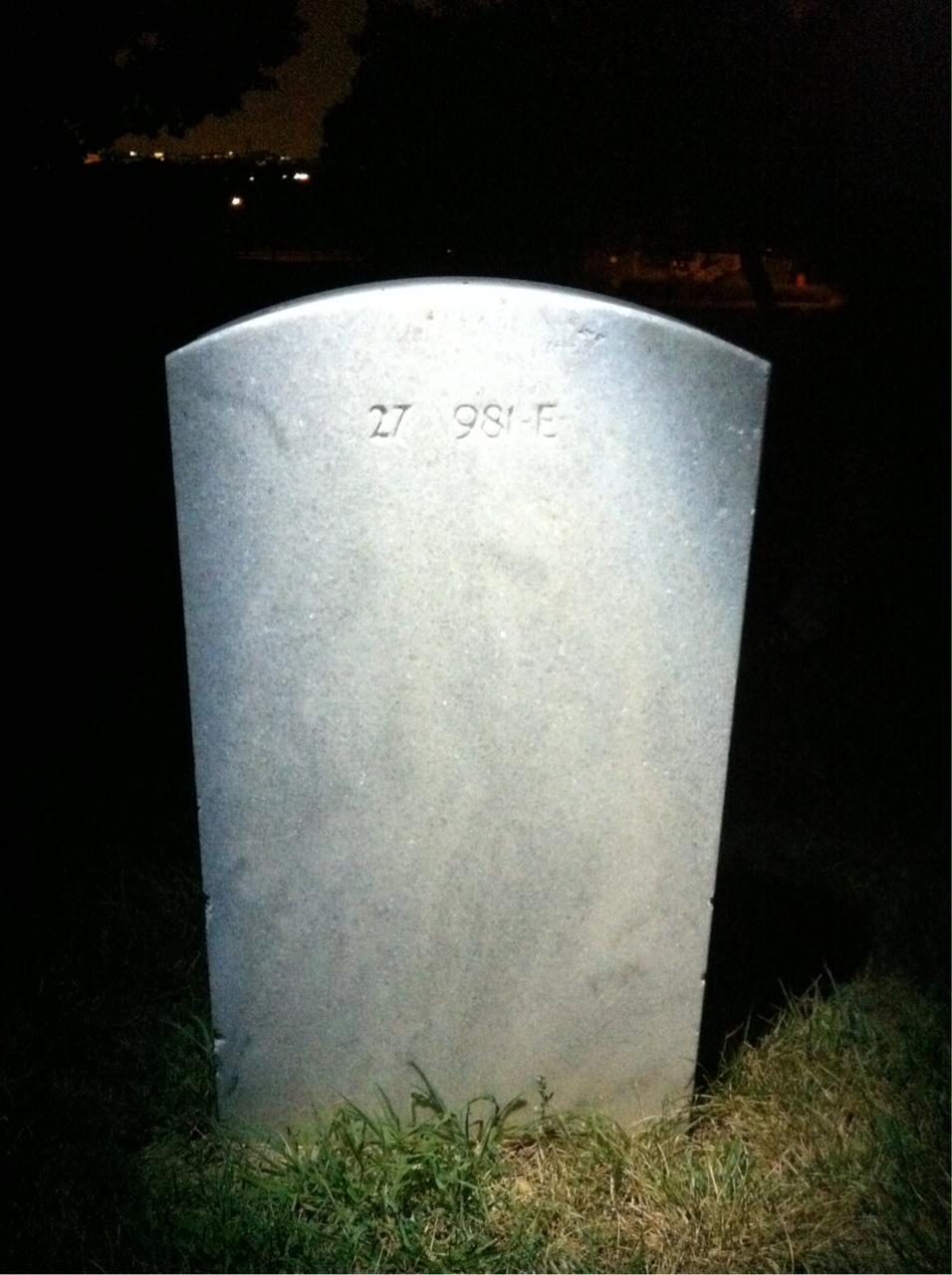 Headstone of Sandy Sutherland
