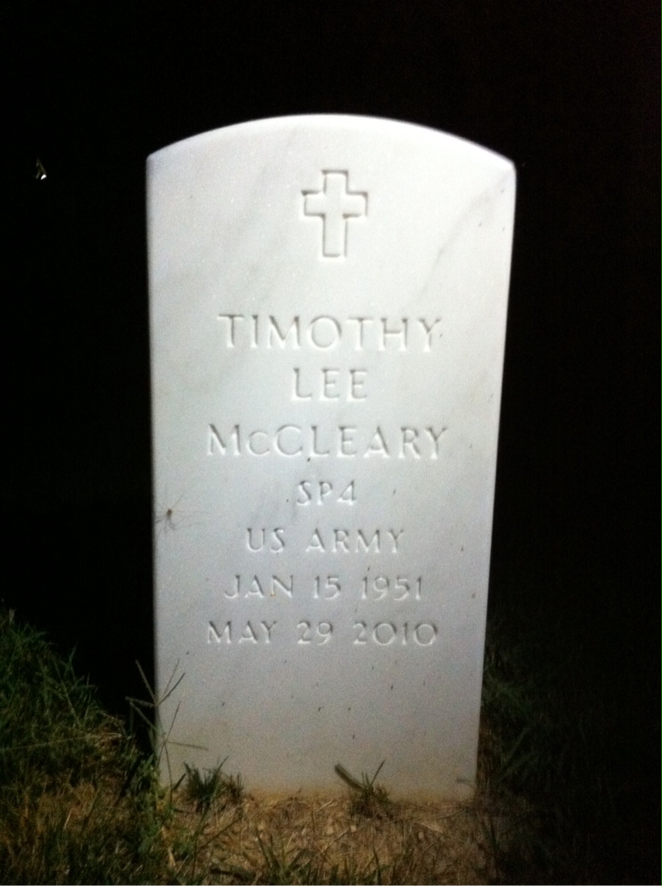 Timothy L Mccleary