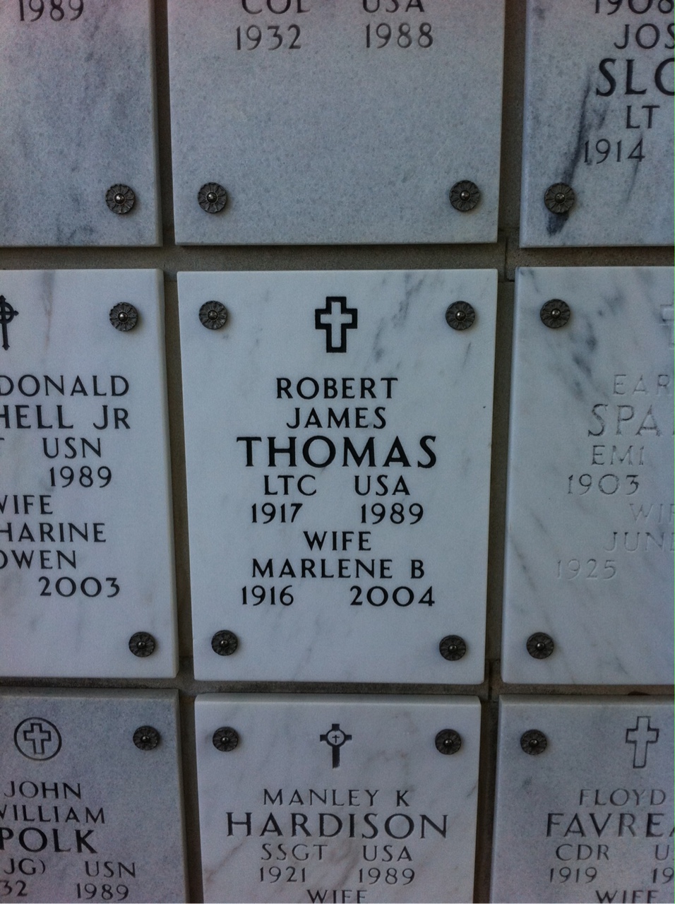 Robert Thomas