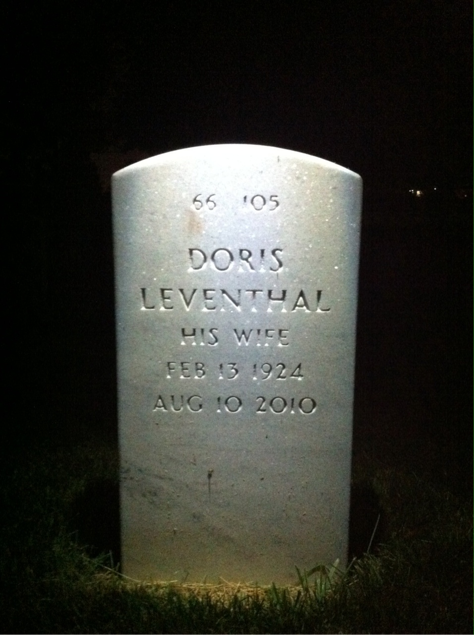 Back of headstone — Leon Vigdor