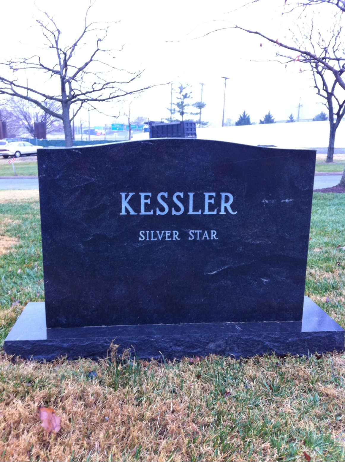 Back of headstone — Roy Kessler